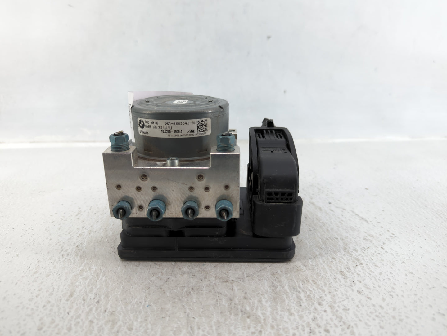 2017 Mini Cooper Clubman ABS Pump Control Module Replacement P/N:3451-6883343-01 Fits OEM Used Auto Parts - Oemusedautoparts