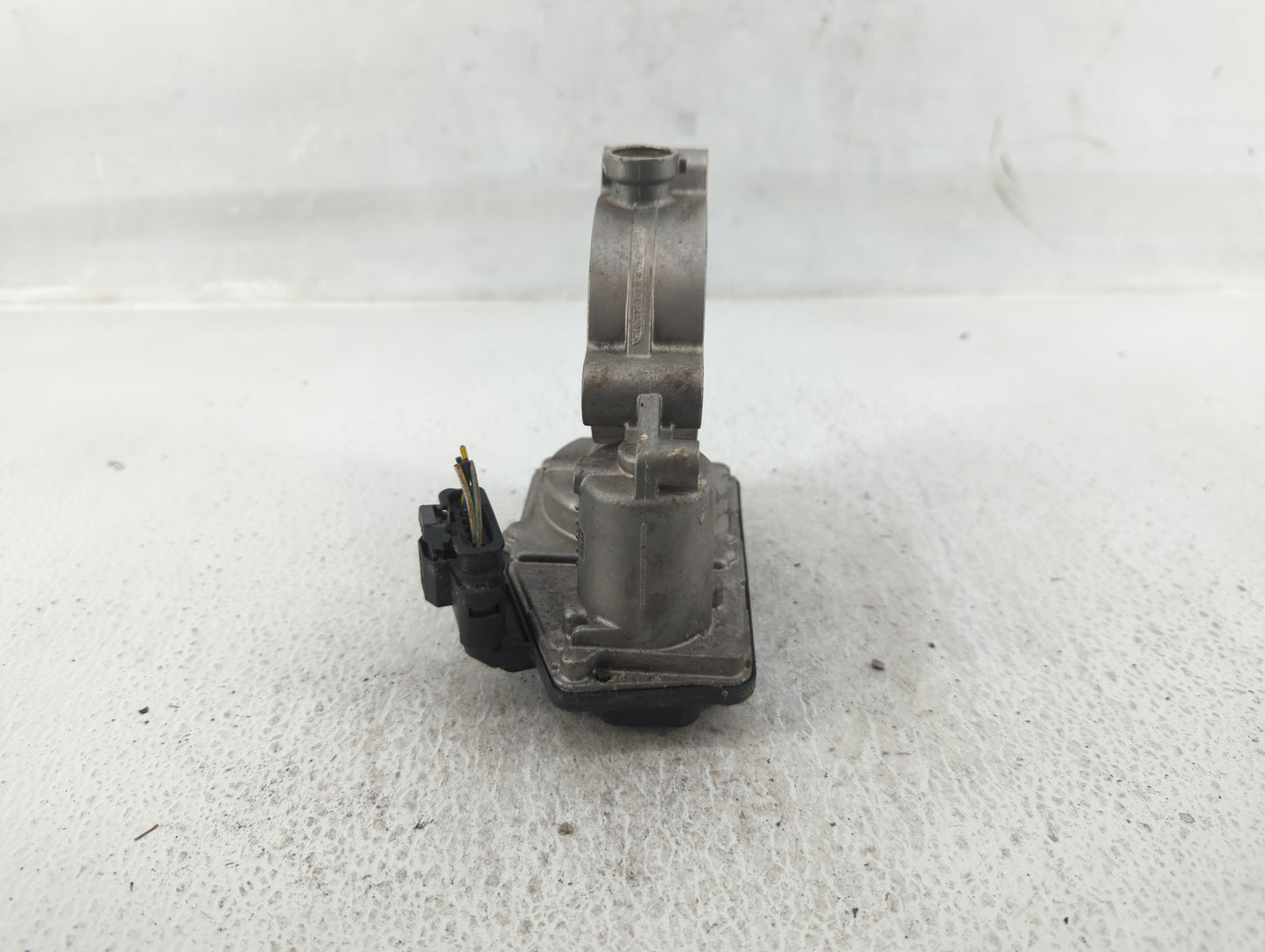 2017-2019 Mini Cooper Countryman Throttle Body P/N:7 618 838 7 619 008 Fits Fits 2014 2015 2016 2017 2018 2019 OEM Used Auto