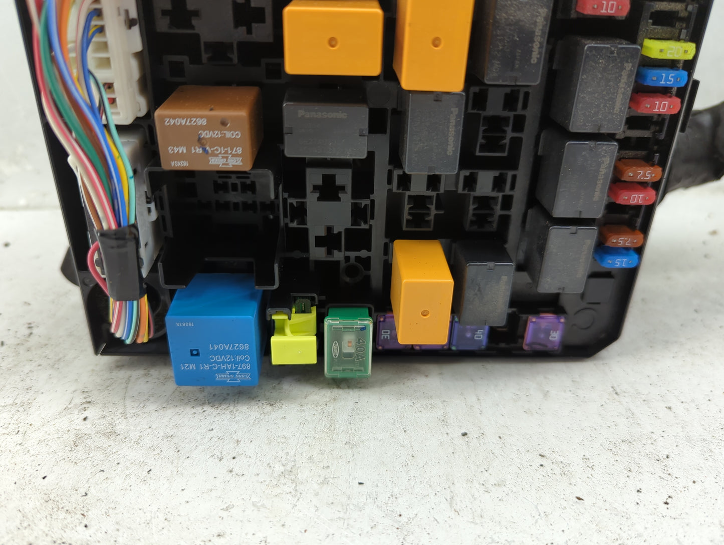 2016-2017 Mitsubishi Lancer Fusebox Fuse Box Panel Relay Module P/N:8565A268 Fits Fits 2012 2013 2014 2015 2016 2017 OEM Use