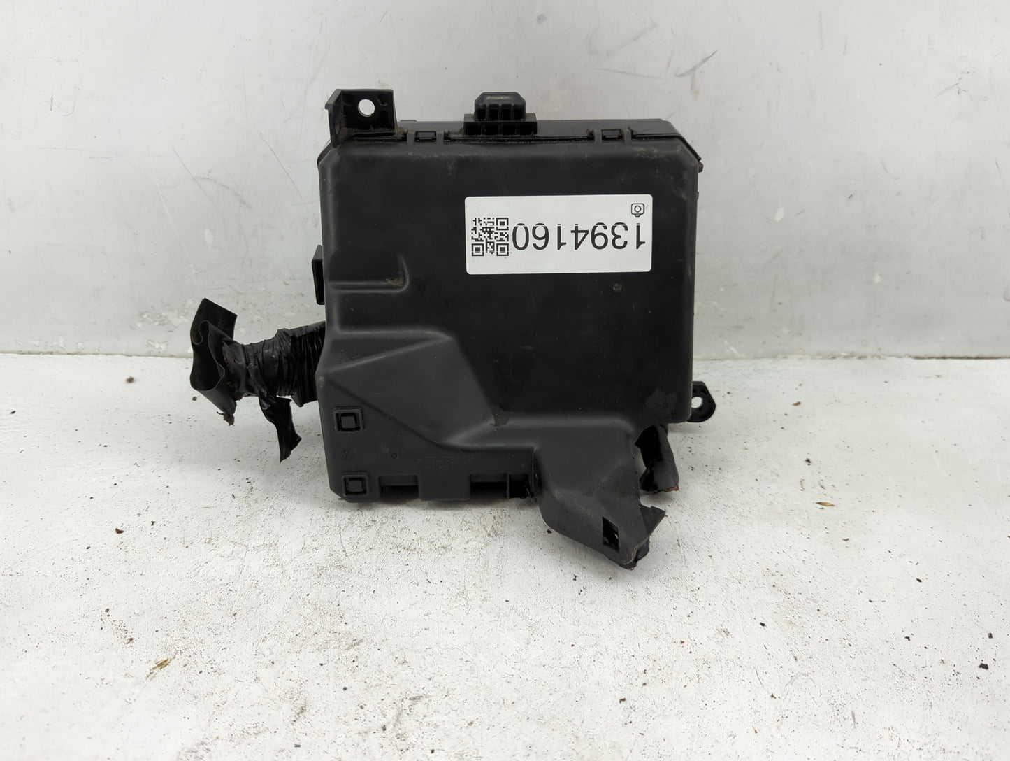 2016-2017 Mitsubishi Lancer Fusebox Fuse Box Panel Relay Module P/N:8565A268 Fits Fits 2012 2013 2014 2015 2016 2017 OEM Use