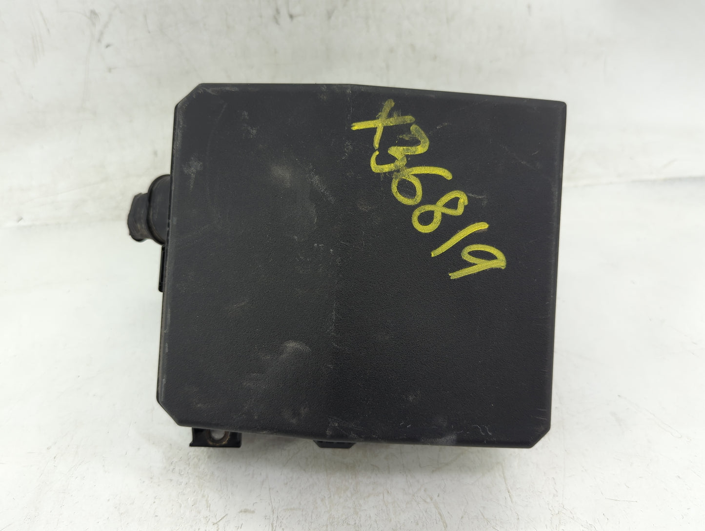 2016-2017 Mitsubishi Lancer Fusebox Fuse Box Panel Relay Module P/N:8565A268 Fits Fits 2012 2013 2014 2015 2016 2017 OEM Use
