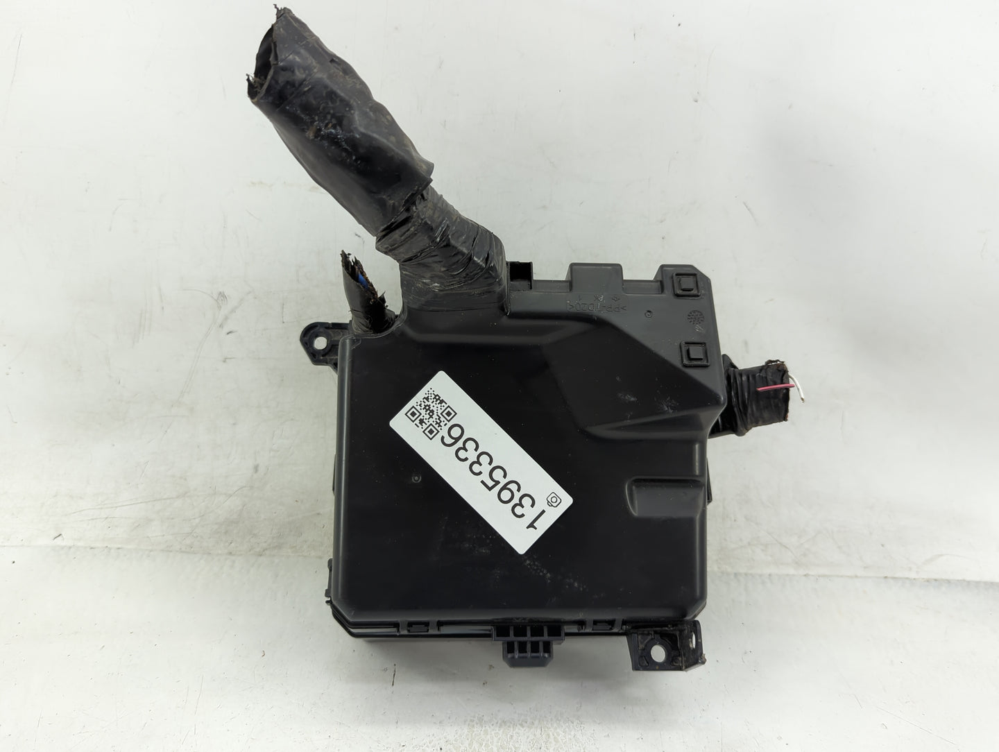 2016-2017 Mitsubishi Lancer Fusebox Fuse Box Panel Relay Module P/N:8565A268 Fits Fits 2012 2013 2014 2015 2016 2017 OEM Use