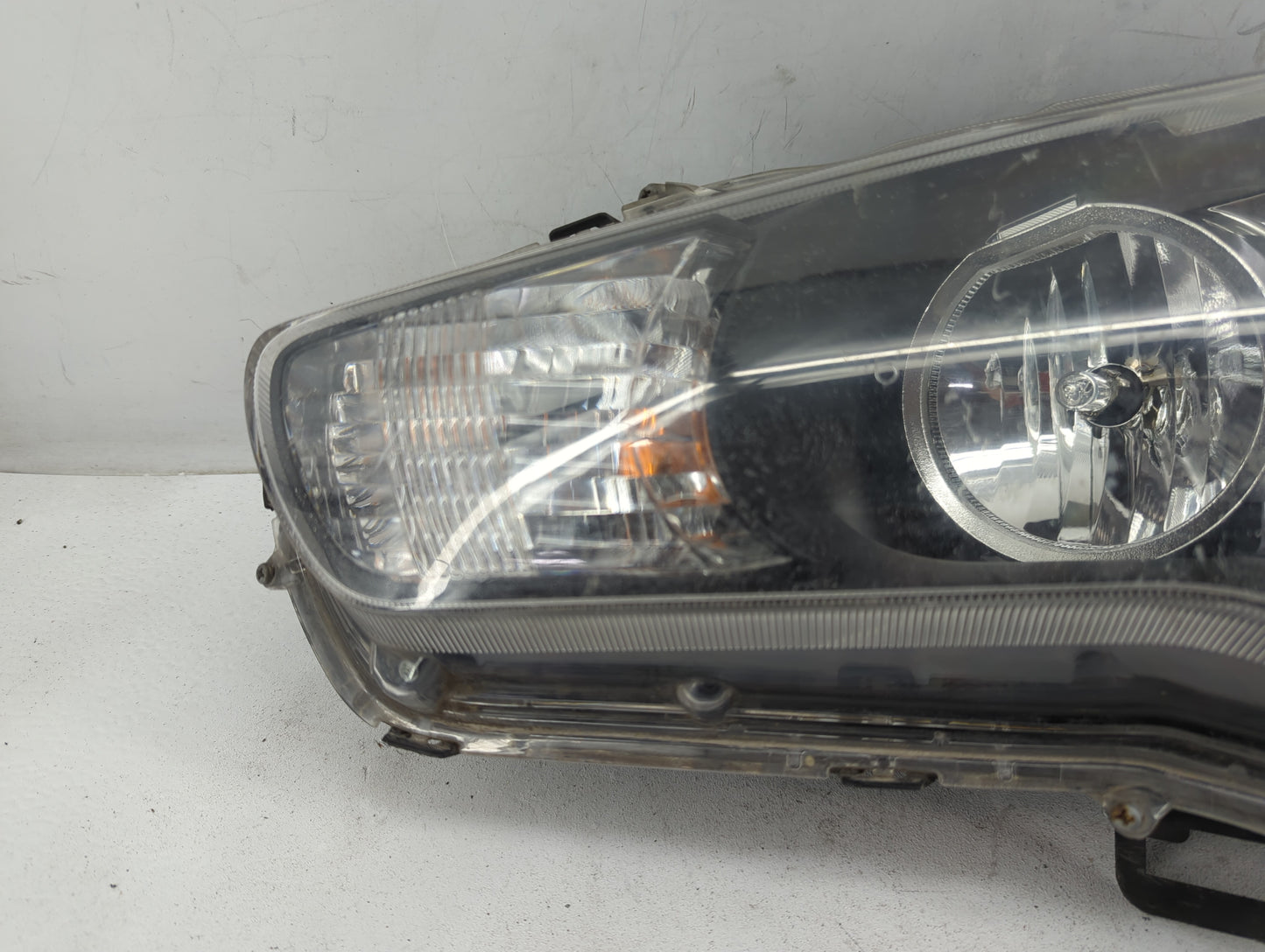 2009 Mitsubishi Lancer Passenger Right Oem Head Light Headlight Lamp - Oemusedautoparts1.com
