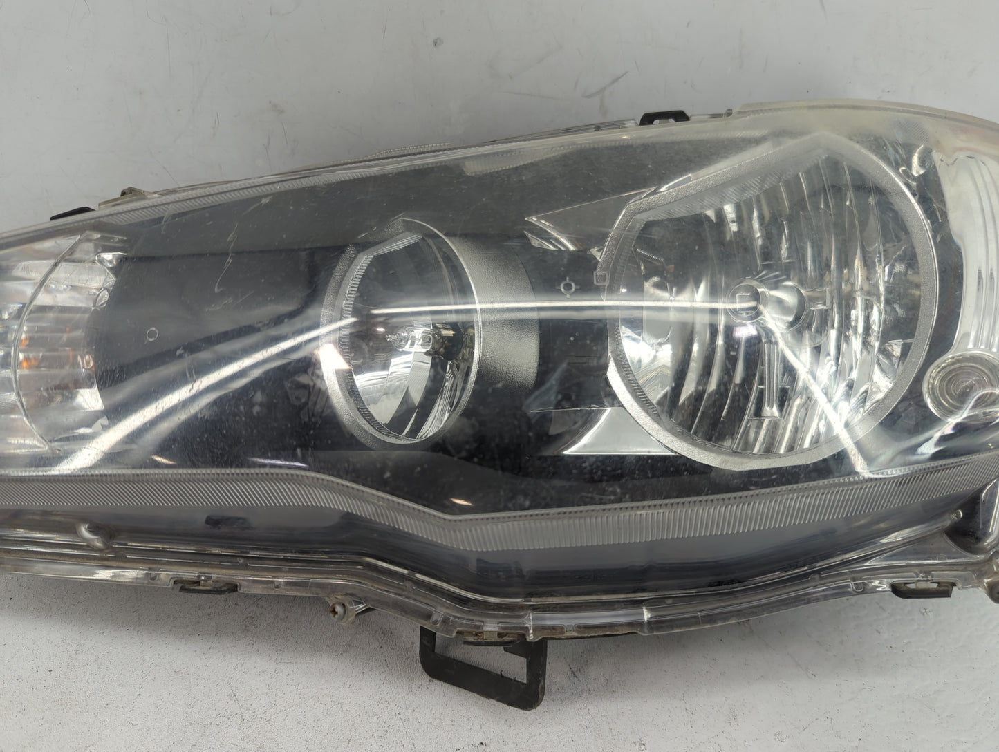 2009 Mitsubishi Lancer Passenger Right Oem Head Light Headlight Lamp - Oemusedautoparts1.com
