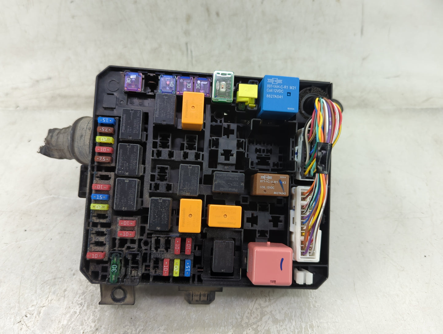 2016-2017 Mitsubishi Lancer Fusebox Fuse Box Panel Relay Module P/N:8565A268 Fits Fits 2012 2013 2014 2015 2016 2017 OEM Use