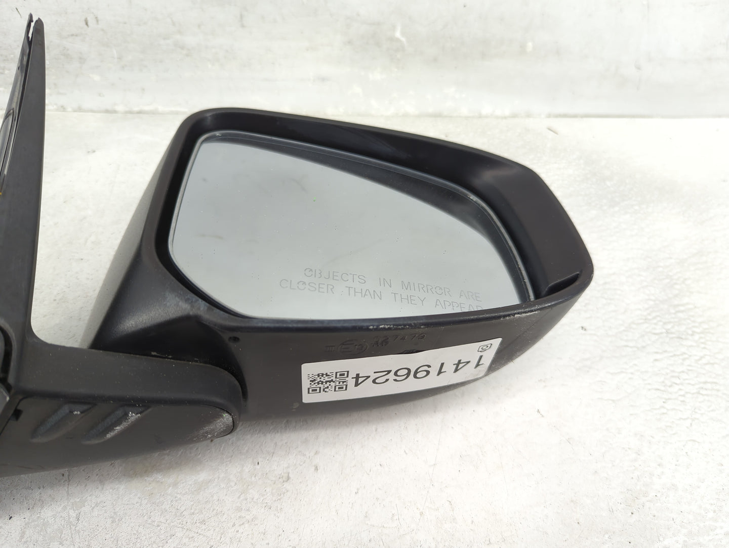 2015-2017 Mitsubishi Lancer Passenger Side View Mirror - Right Door Mirror OEM Used - Oemusedautoparts1.com