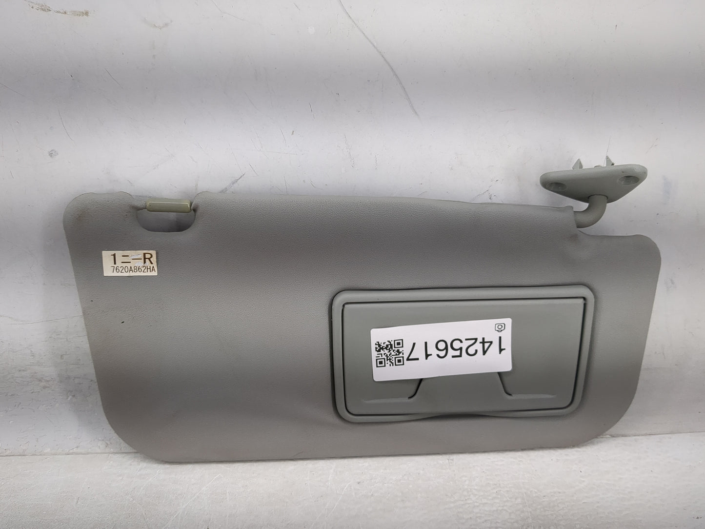 2017 Mitsubishi Lancer Sun Visor Shade Replacement Passenger Right Mirror Fits OEM Used Auto Parts - Oemusedautoparts1.com