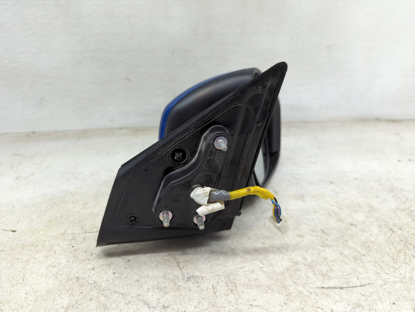2015-2017 Mitsubishi Lancer Passenger Side View Mirror - Right Door Mirror OEM Used - Oemusedautoparts1.com