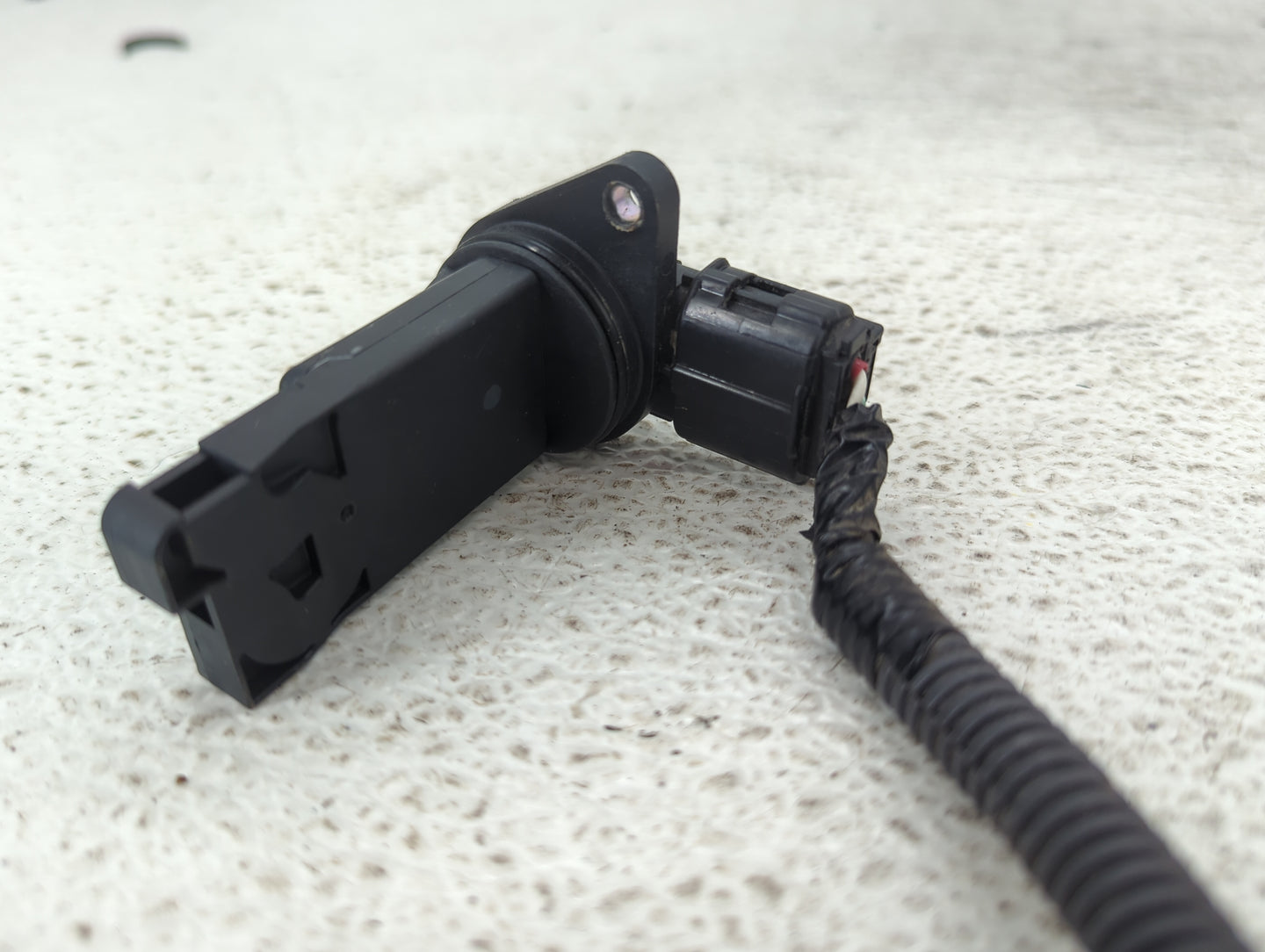 2015-2017 Mitsubishi Lancer Mass Air Flow Meter Maf 1487516 - Oemusedautoparts1.com