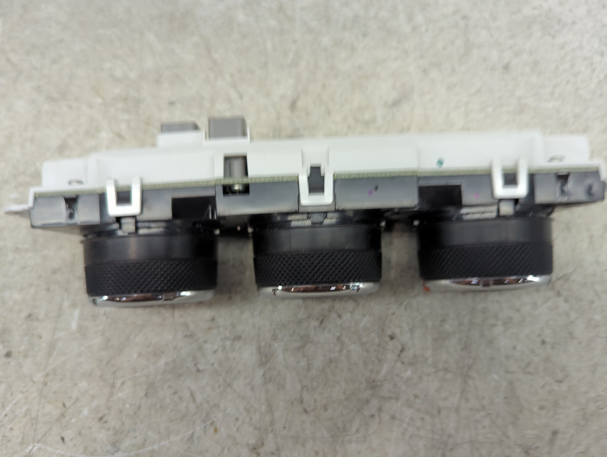 2008-2012 Mitsubishi Lancer Climate Control Module Temperature AC/Heater Replacement P/N:7820A812 CAB502A041AC Fits OEM Used