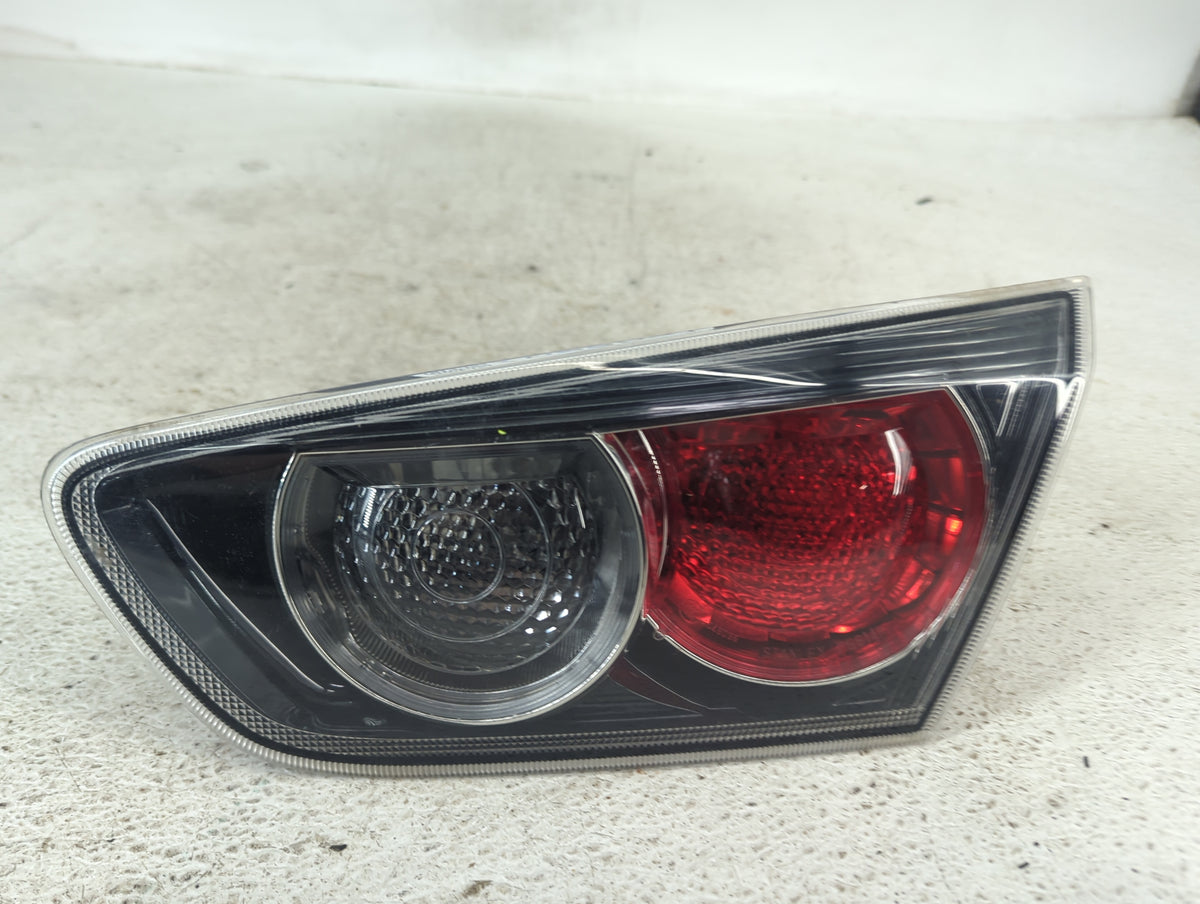 2009 Mitsubishi Lancer Passenger Right Side Deck Lid Mounted Tail Light 1502237 - Oemusedautoparts1.com