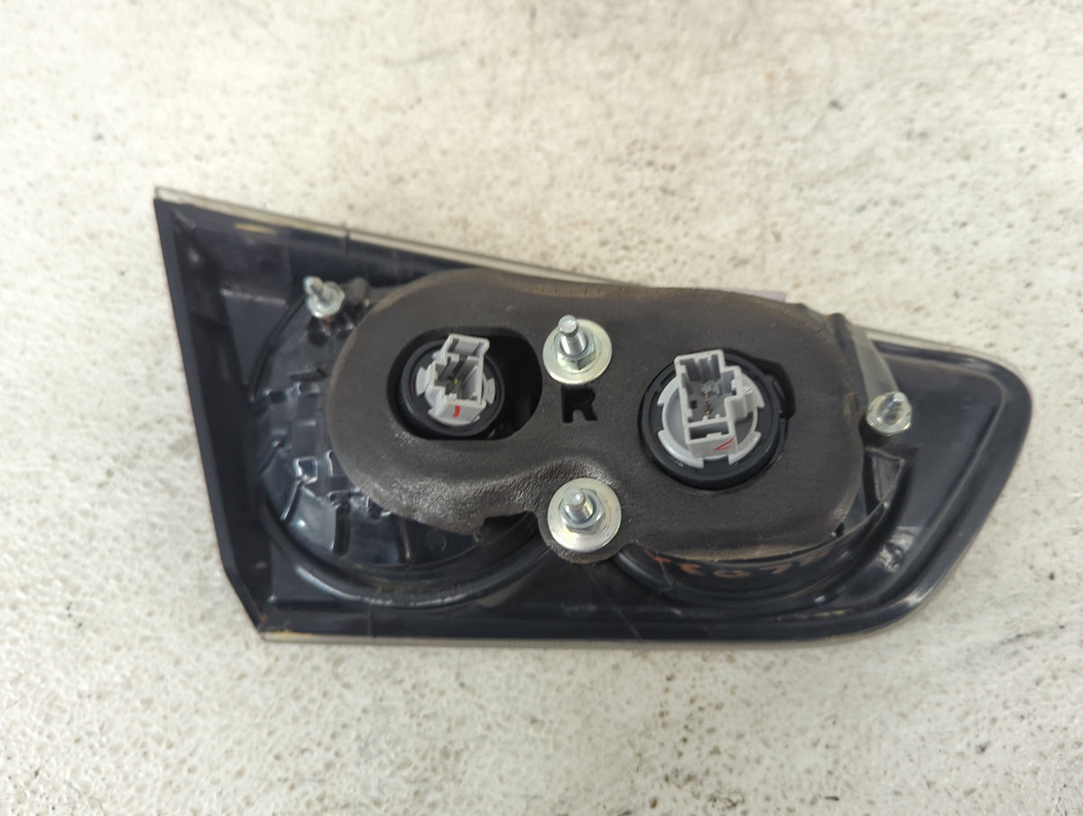 2009 Mitsubishi Lancer Passenger Right Side Deck Lid Mounted Tail Light 1502237 - Oemusedautoparts1.com