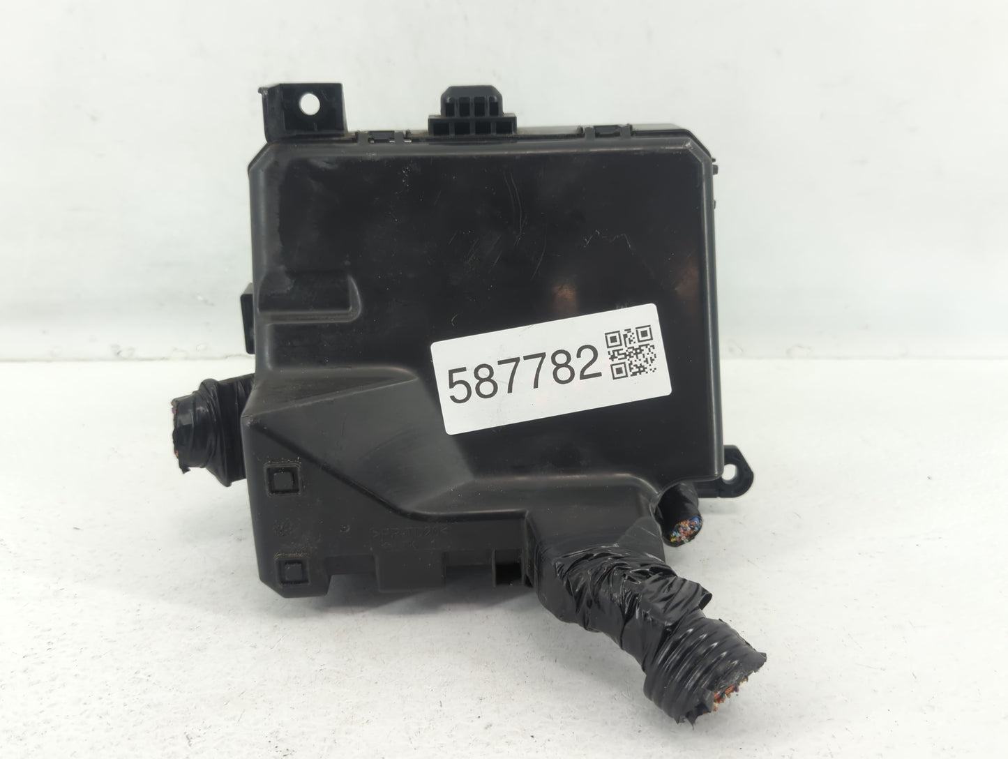 2016-2017 Mitsubishi Lancer Fusebox Fuse Box Panel Relay Module Fits Fits 2012 2013 2014 2015 2016 2017 OEM Used Auto Parts 
