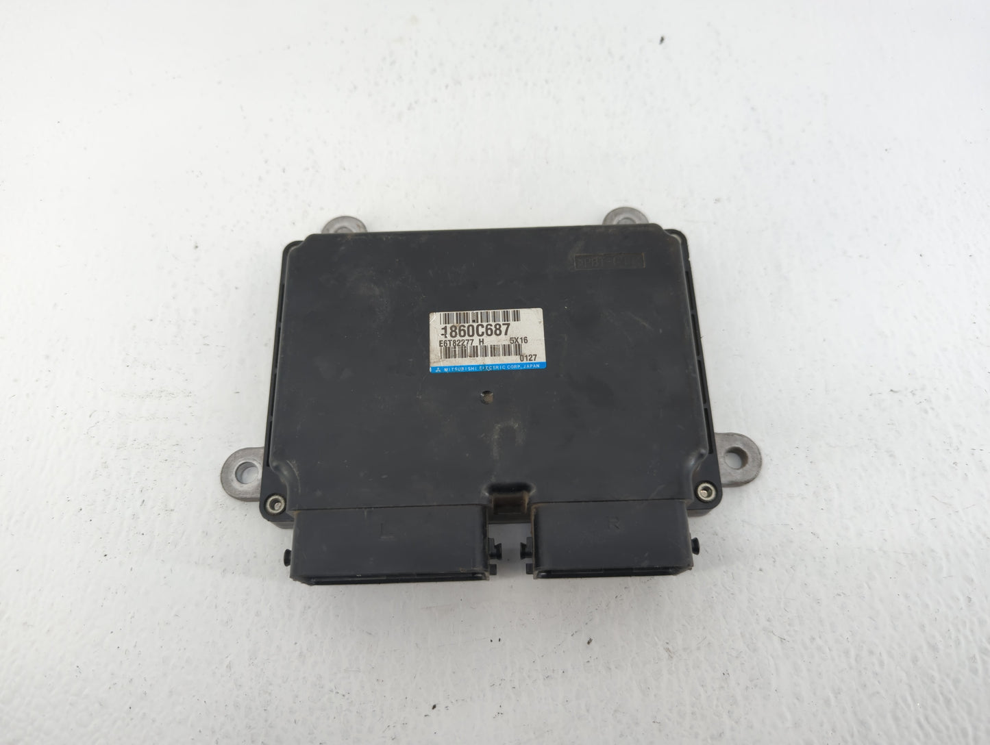 2017 Mitsubishi Lancer PCM Engine Control Computer ECU ECM PCU OEM P/N:1860C687 E6T82277 Fits OEM Used Auto Parts - Oemuseda