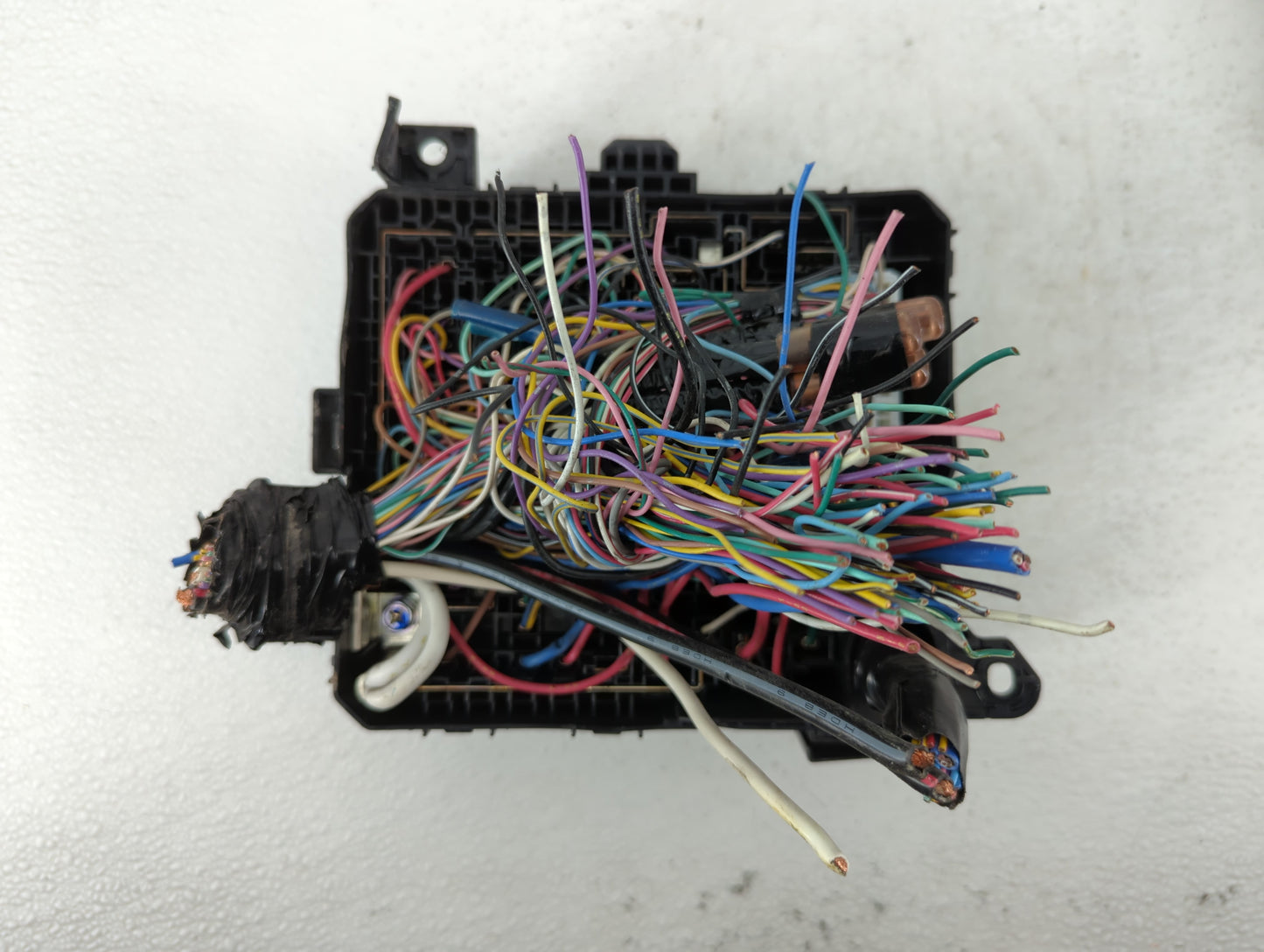 2016-2017 Mitsubishi Lancer Fusebox Fuse Box Panel Relay Module P/N:8565A268 Fits Fits 2012 2013 2014 2015 2016 2017 OEM Use