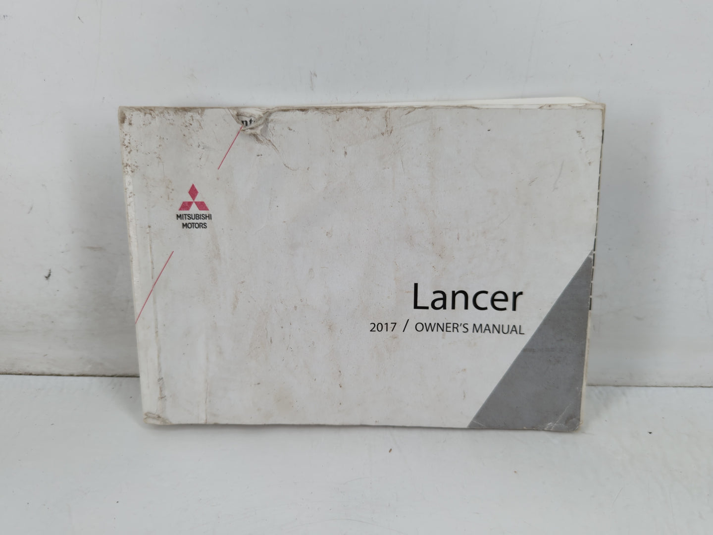 2017 Mitsubishi Lancer Owners Manual Book Guide P/N:9290H350 OEM Used Auto Parts - Oemusedautoparts1.com