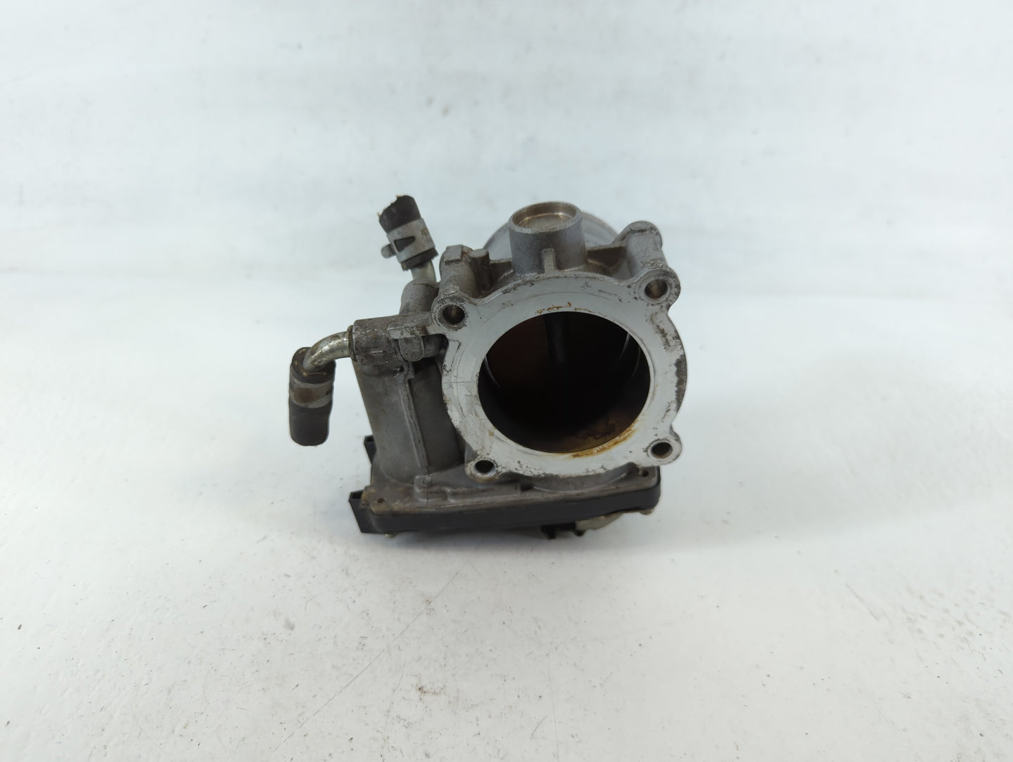 2013-2017 Mitsubishi Lancer Throttle Body P/N:7722 0979 Fits Fits 2013 2014 2015 2016 2017 OEM Used Auto Parts - Oemusedauto