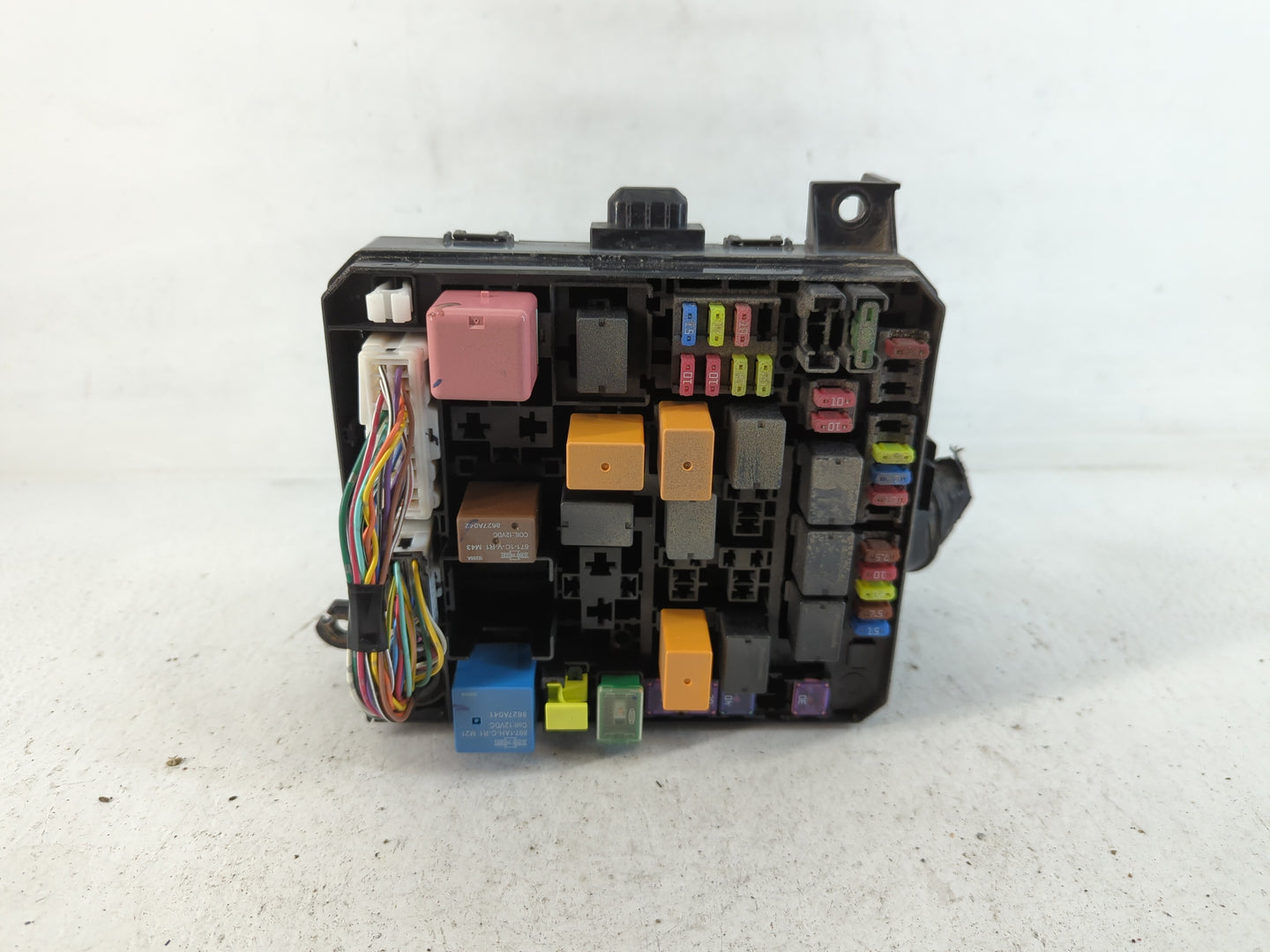 2016-2017 Mitsubishi Lancer Fusebox Fuse Box Panel Relay Module P/N:8565A268 Fits Fits 2012 2013 2014 2015 2016 2017 OEM Use