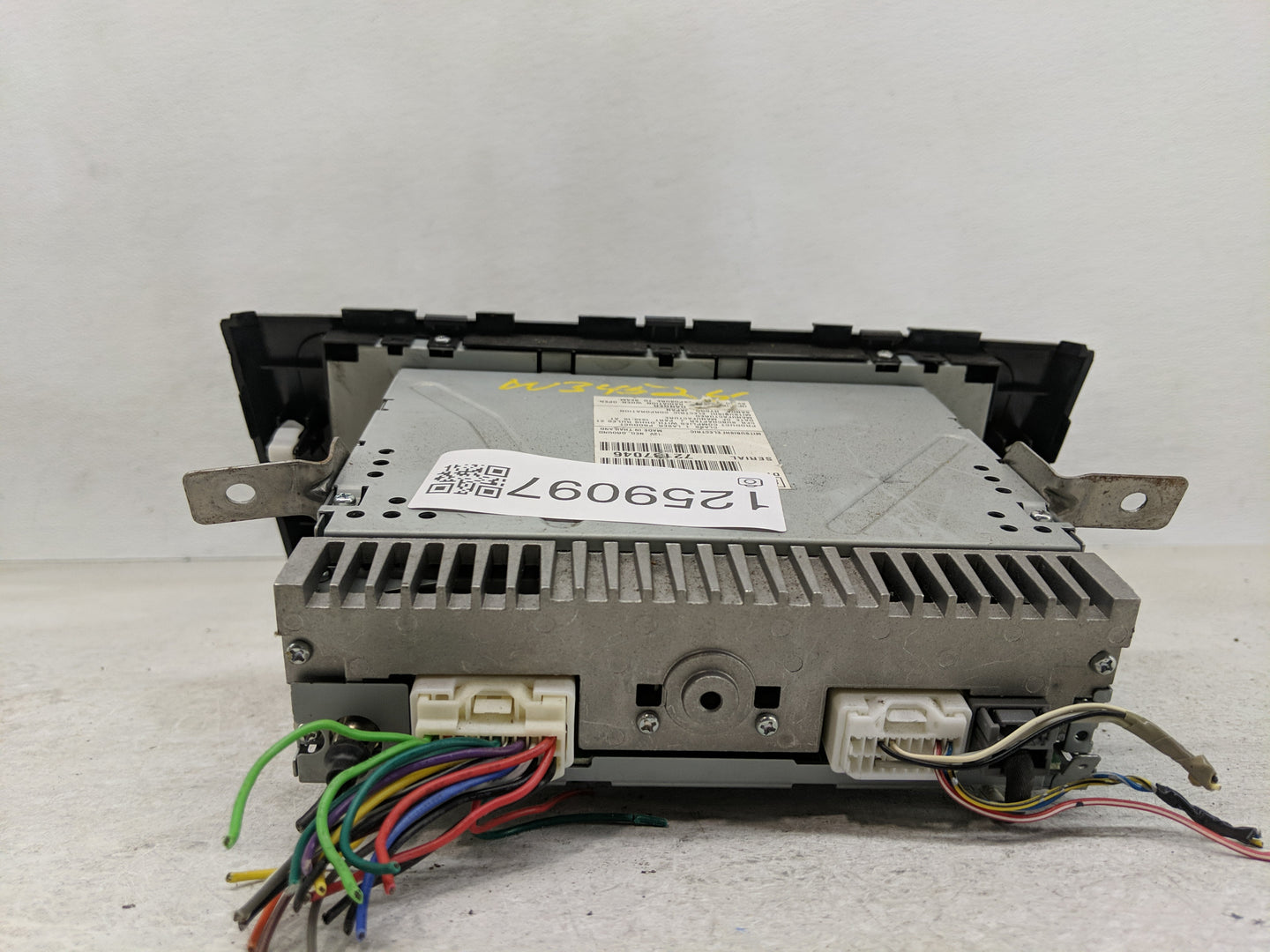 2017 Mitsubishi Mirage Radio AM FM Cd Player Receiver Replacement P/N:72137046 Fits OEM Used Auto Parts - Oemusedautoparts1.