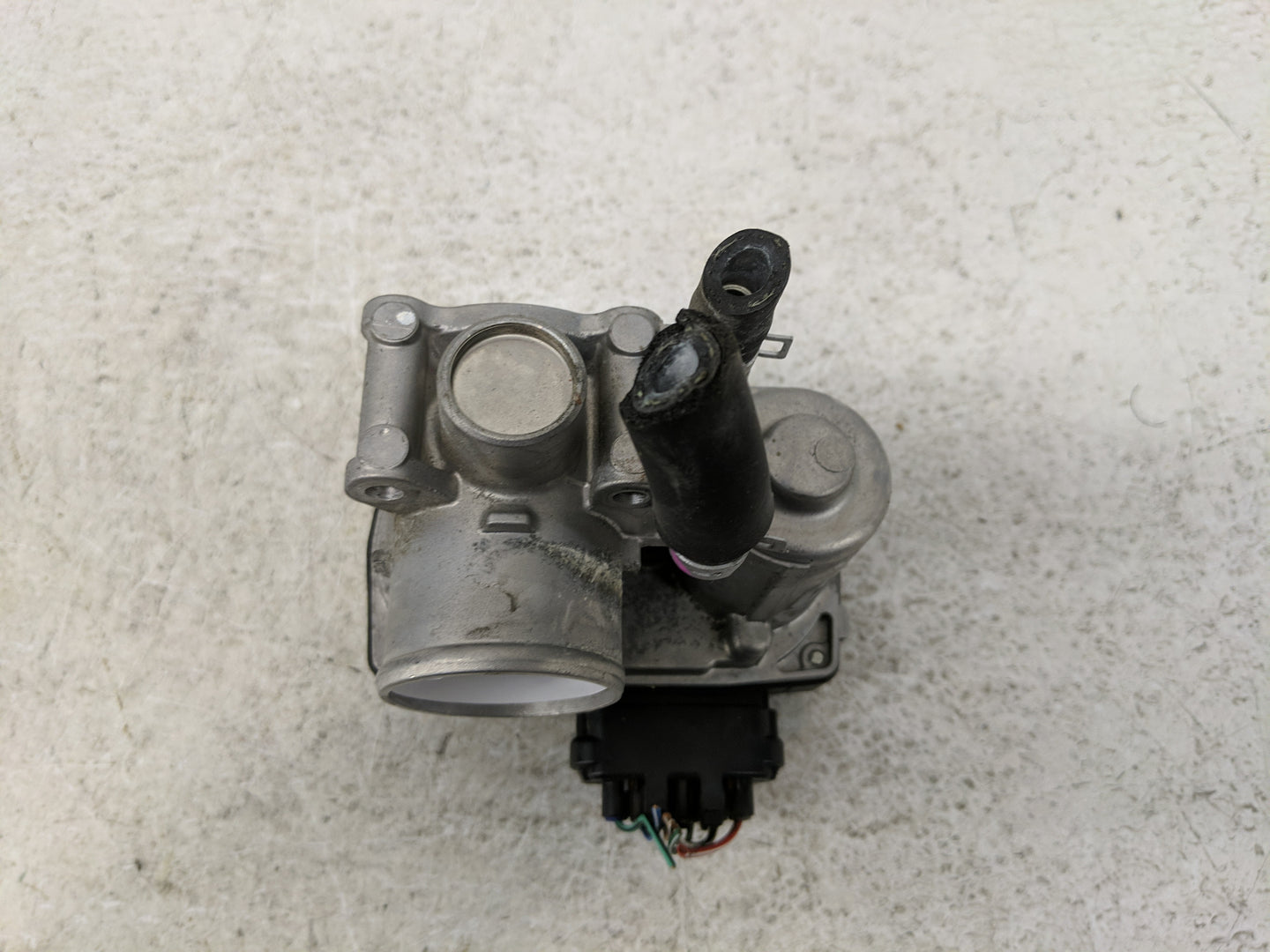 2014 Mitsubishi Mirage Throttle Body Fits OEM Used Auto Parts - Oemusedautoparts1.com