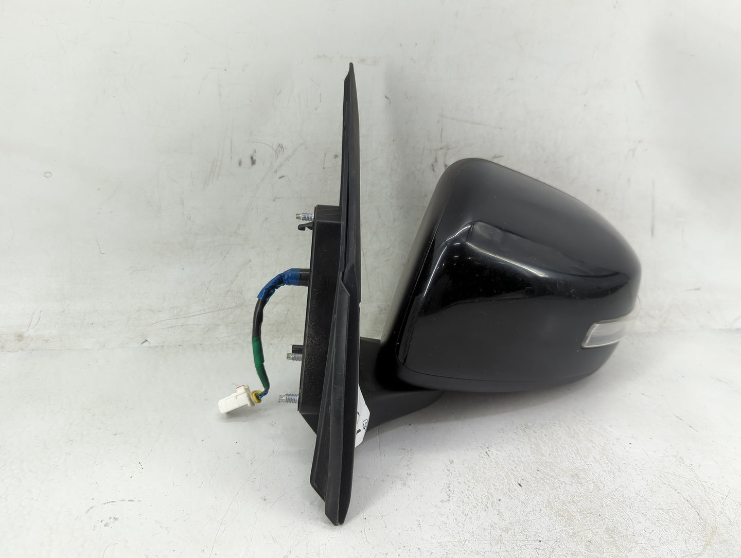 2017 Mitsubishi Mirage Driver Side View Mirror - Left Door Mirror OEM Used - Oemusedautoparts1.com