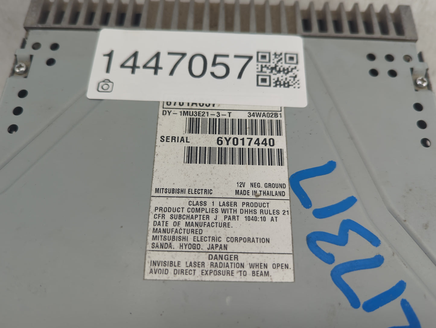 2017 Mitsubishi Mirage Radio AM FM Cd Player Receiver Replacement P/N:8701A657 DY-1MU3E21-3-T Fits OEM Used Auto Parts - Oem