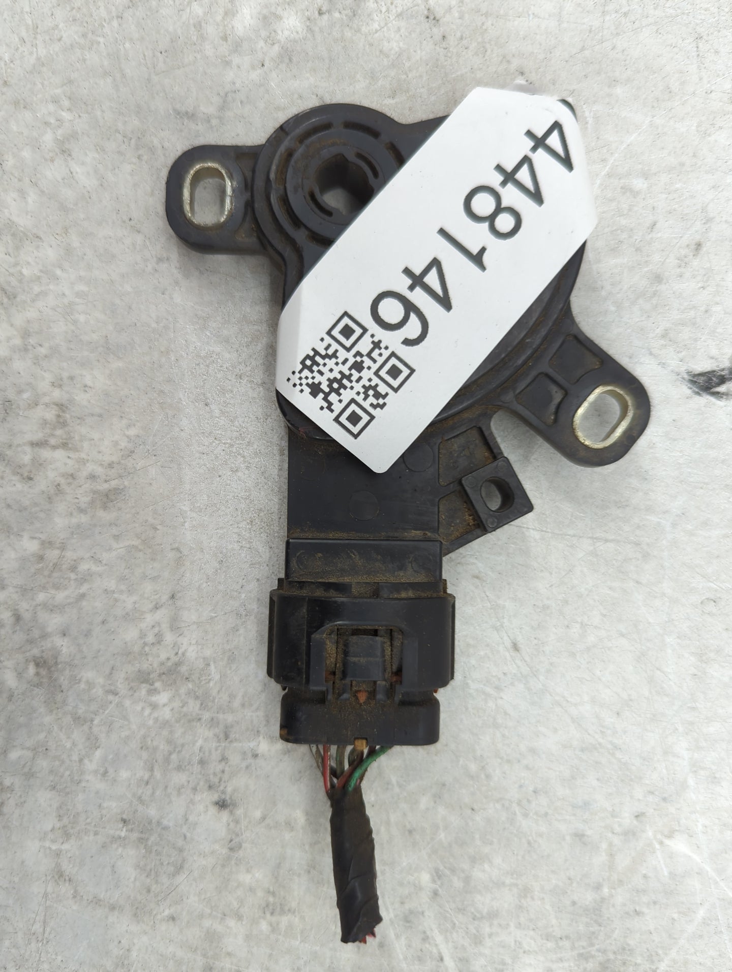 2017 Mitsubishi Mirage Body Control Module Bcm Inner Cabin Fuse Box - Oemusedautoparts1.com
