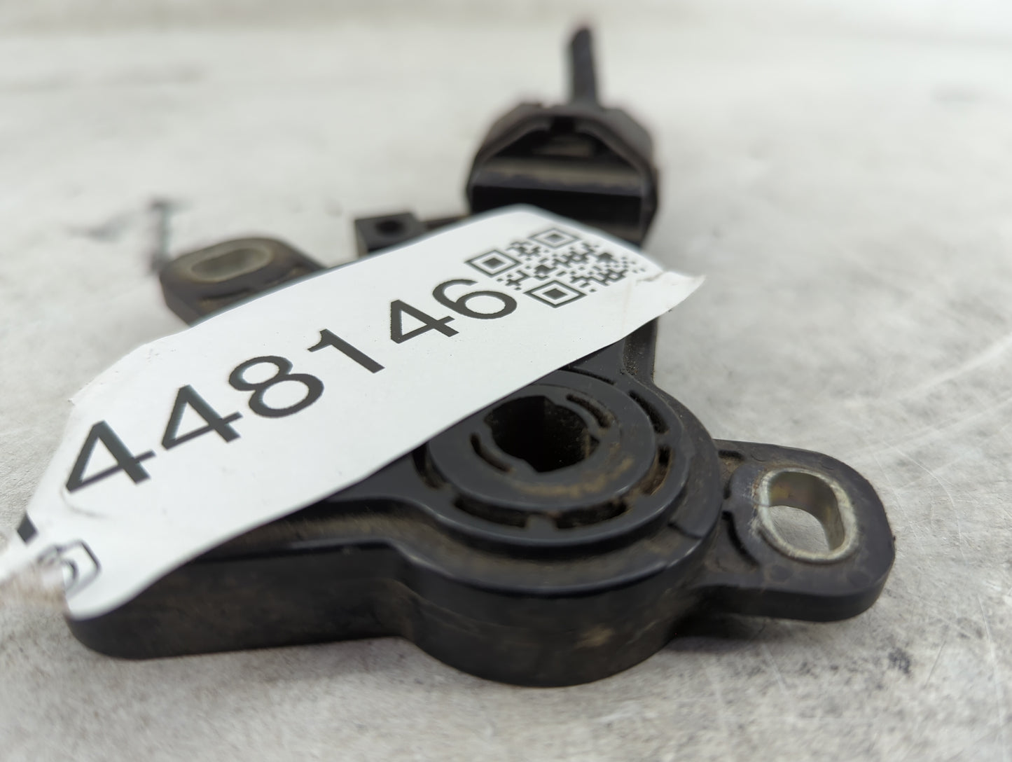 2017 Mitsubishi Mirage Body Control Module Bcm Inner Cabin Fuse Box - Oemusedautoparts1.com