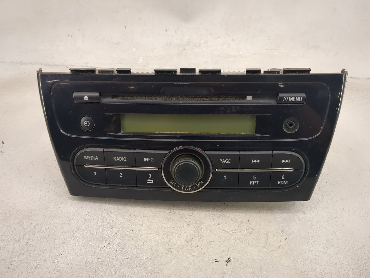 2017 Mitsubishi Mirage Radio AM FM Cd Player Receiver Replacement P/N:8701A657 DY-1MU3E21-3-T Fits OEM Used Auto Parts - Oem