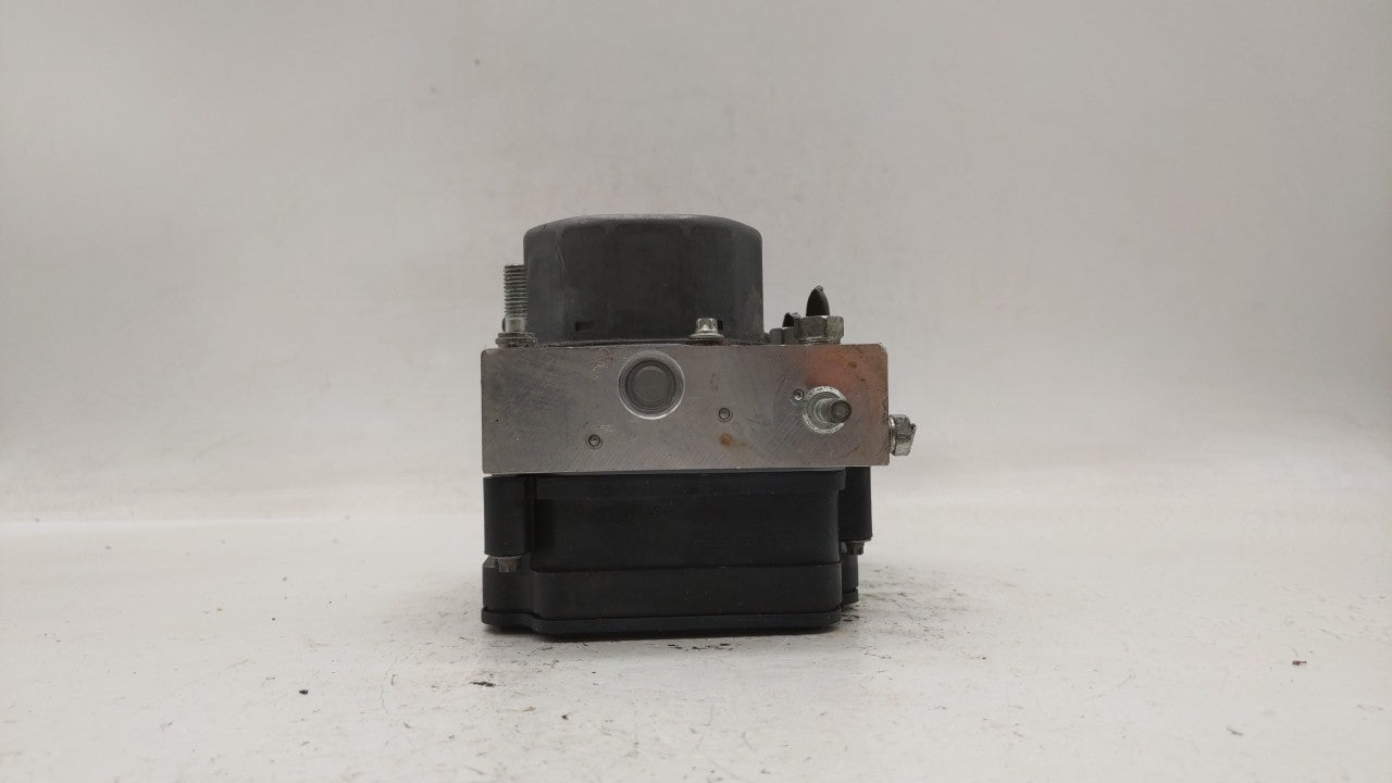 1997-2002 Mitsubishi Mirage ABS Pump Control Module Replacement P/N:4670B229 Fits Fits 1997 1998 1999 2000 2001 2002 OEM Use