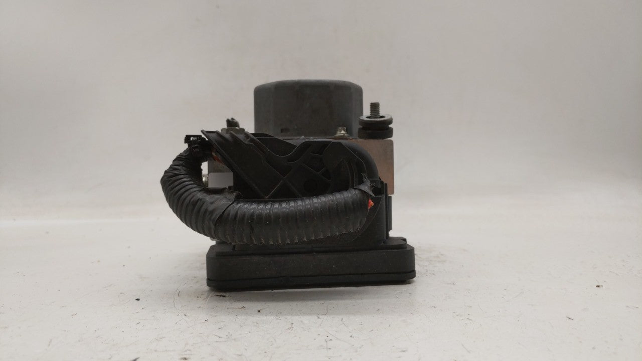 1997-2002 Mitsubishi Mirage ABS Pump Control Module Replacement P/N:4670B229 Fits Fits 1997 1998 1999 2000 2001 2002 OEM Use