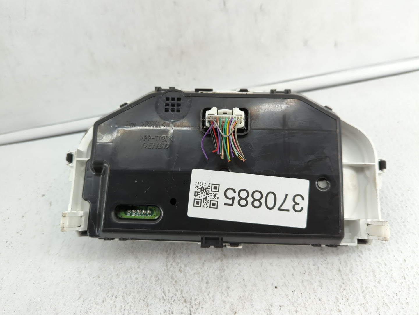 2017 Mitsubishi Mirage Instrument Cluster Speedometer Gauges P/N:8100C432 8100C577 Fits OEM Used Auto Parts - Oemusedautopar