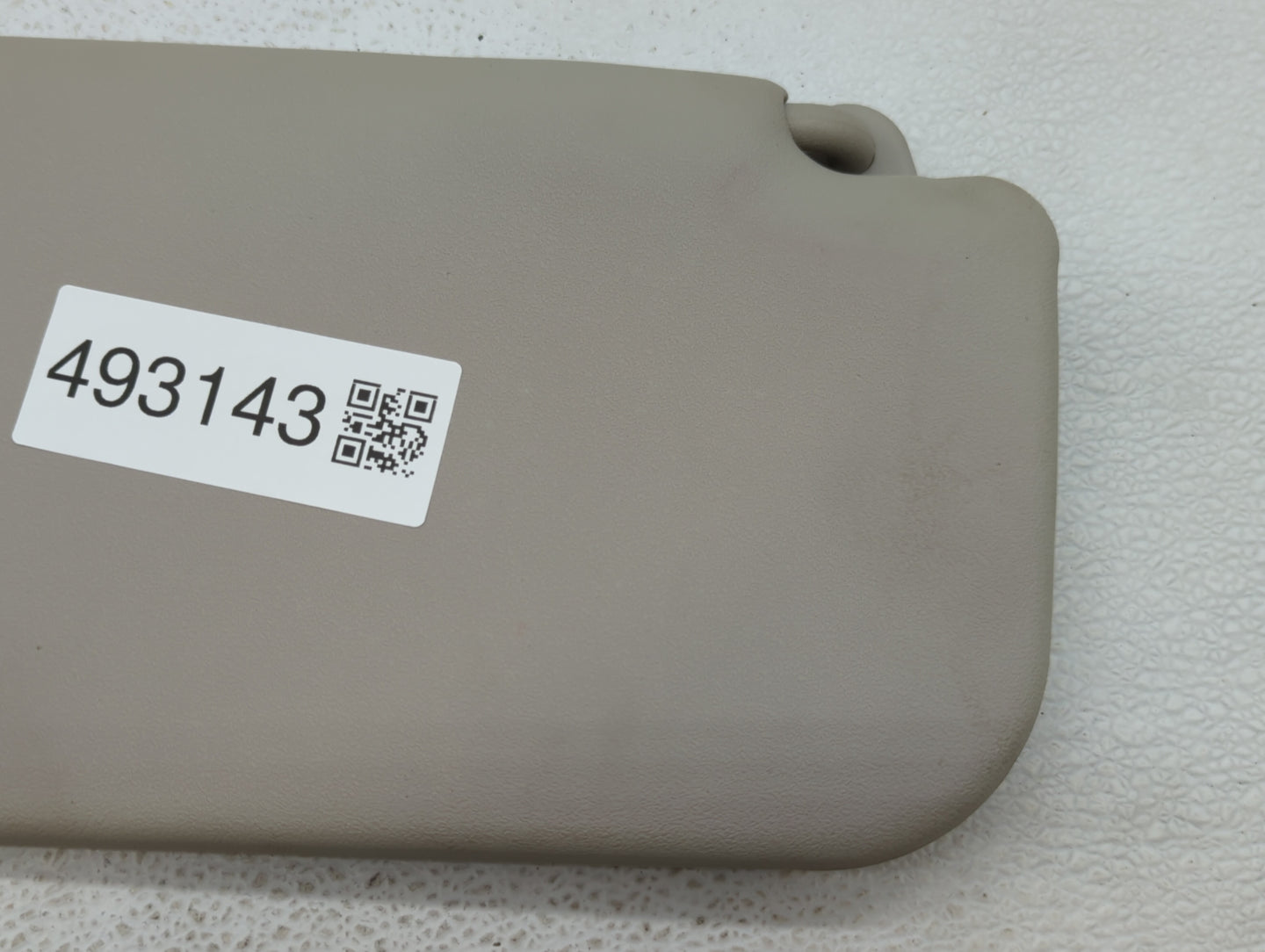 2014 Mitsubishi Mirage Sun Visor Shade Replacement Passenger Right Mirror Fits OEM Used Auto Parts - Oemusedautoparts1.com