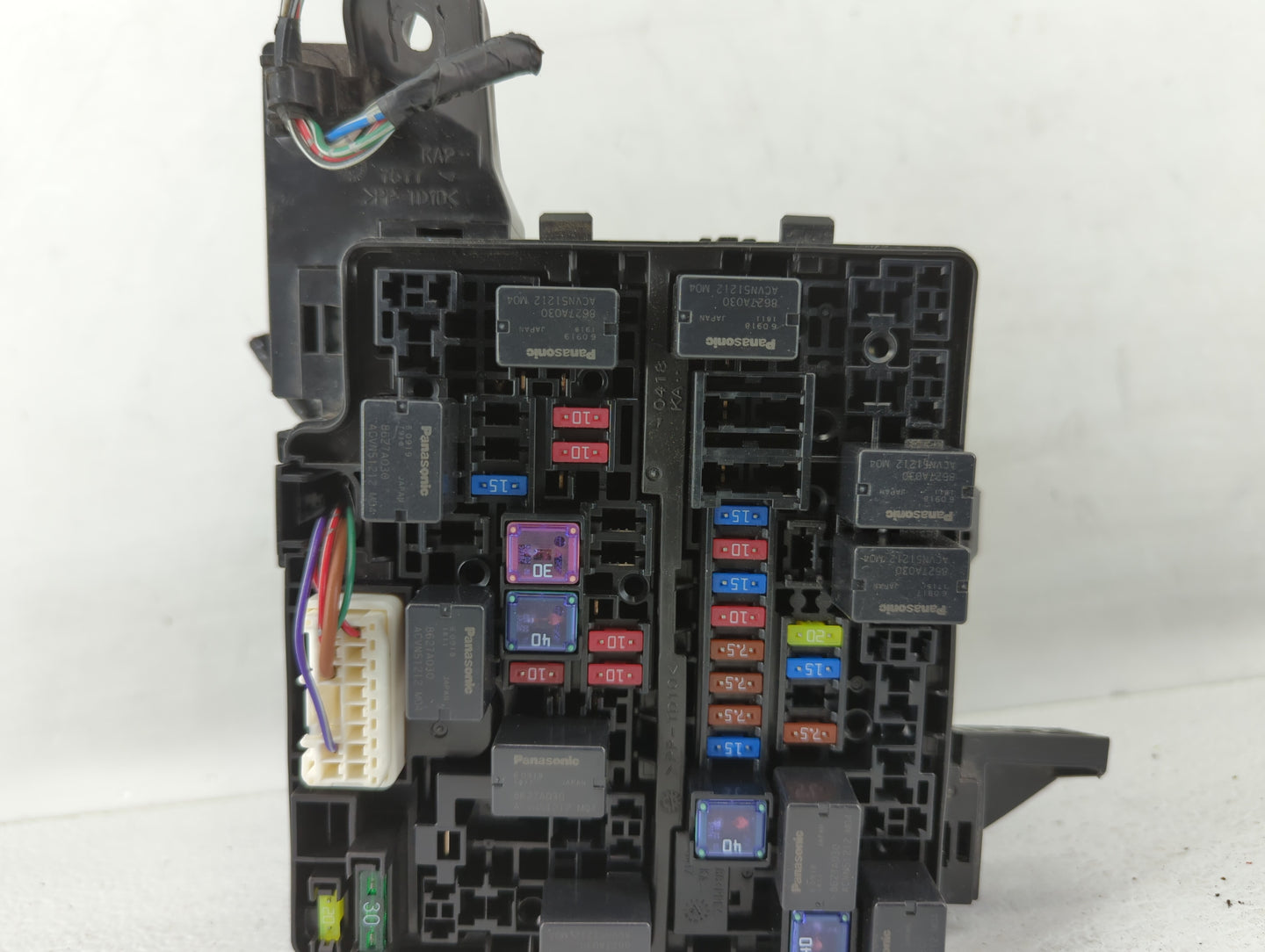 2017 Mitsubishi Mirage Fusebox Fuse Box Panel Relay Module Fits OEM Used Auto Parts - Oemusedautoparts1.com