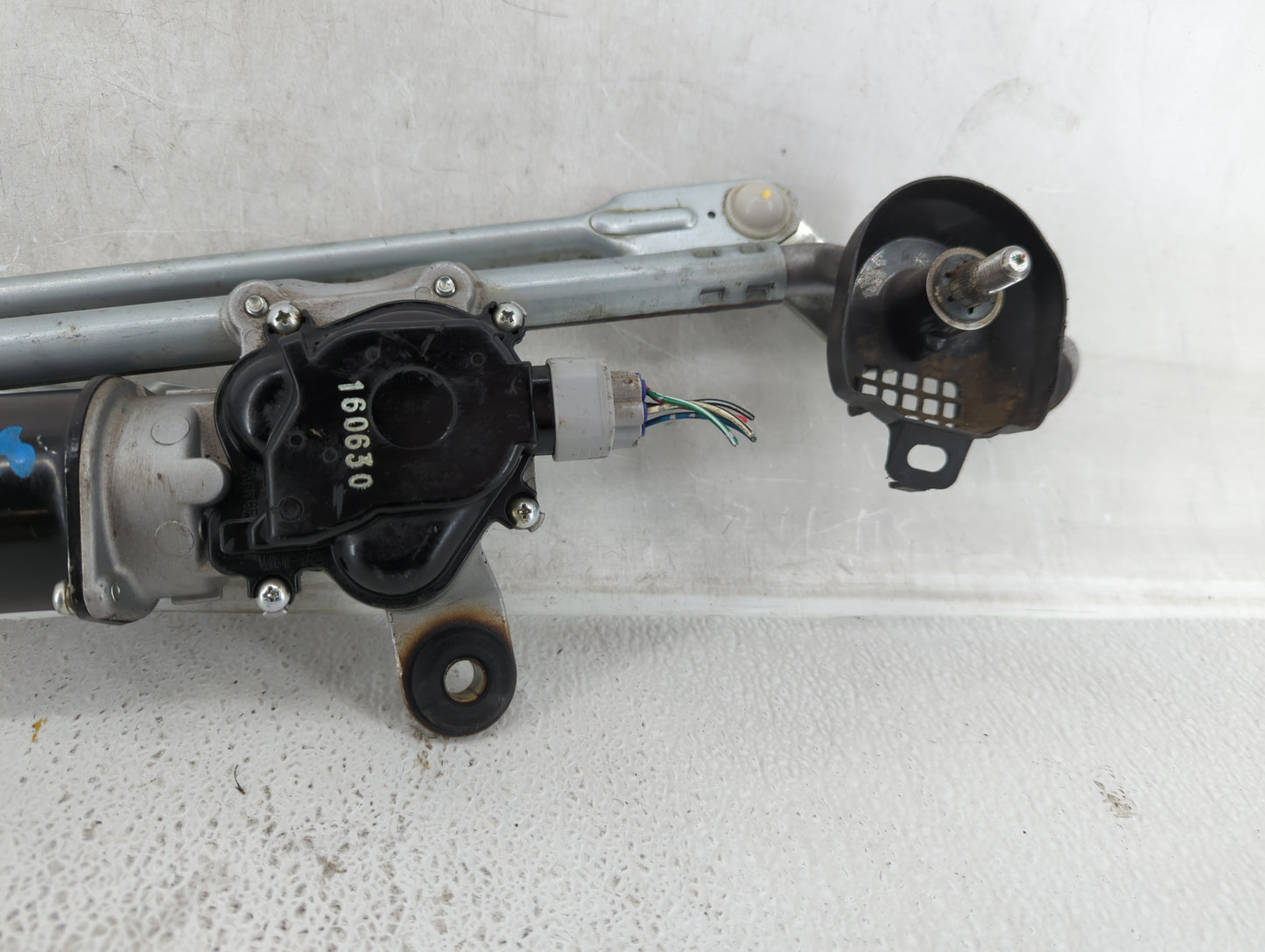 2017 Mitsubishi Mirage Front Windshield Wiper Motor Fits OEM Used Auto Parts - Oemusedautoparts1.com