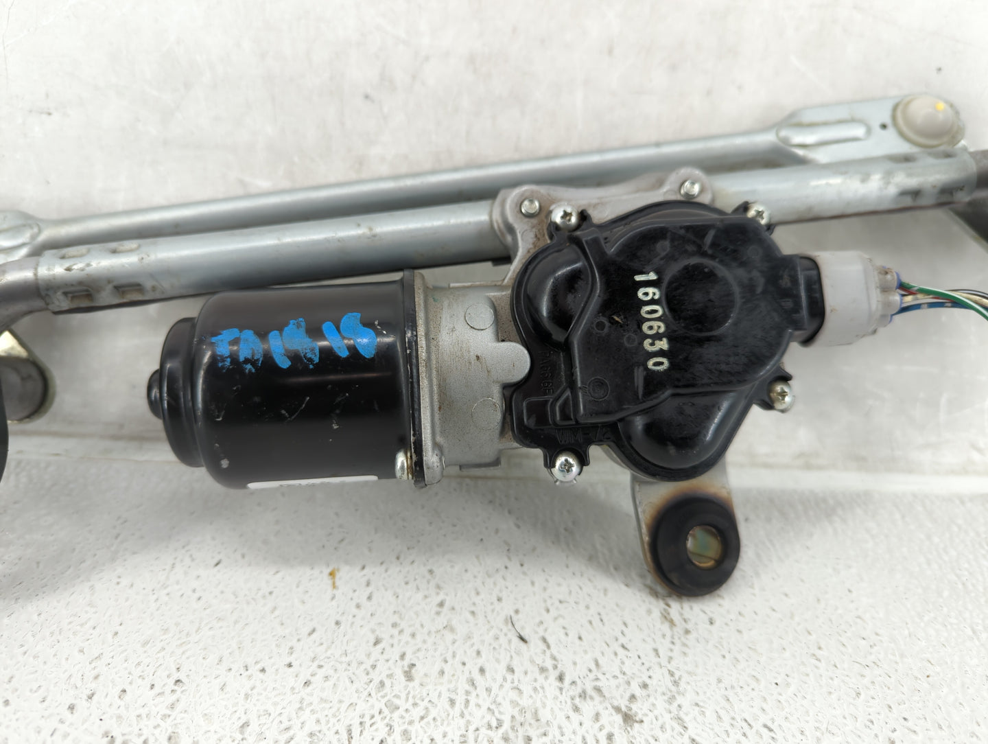 2017 Mitsubishi Mirage Front Windshield Wiper Motor Fits OEM Used Auto Parts - Oemusedautoparts1.com