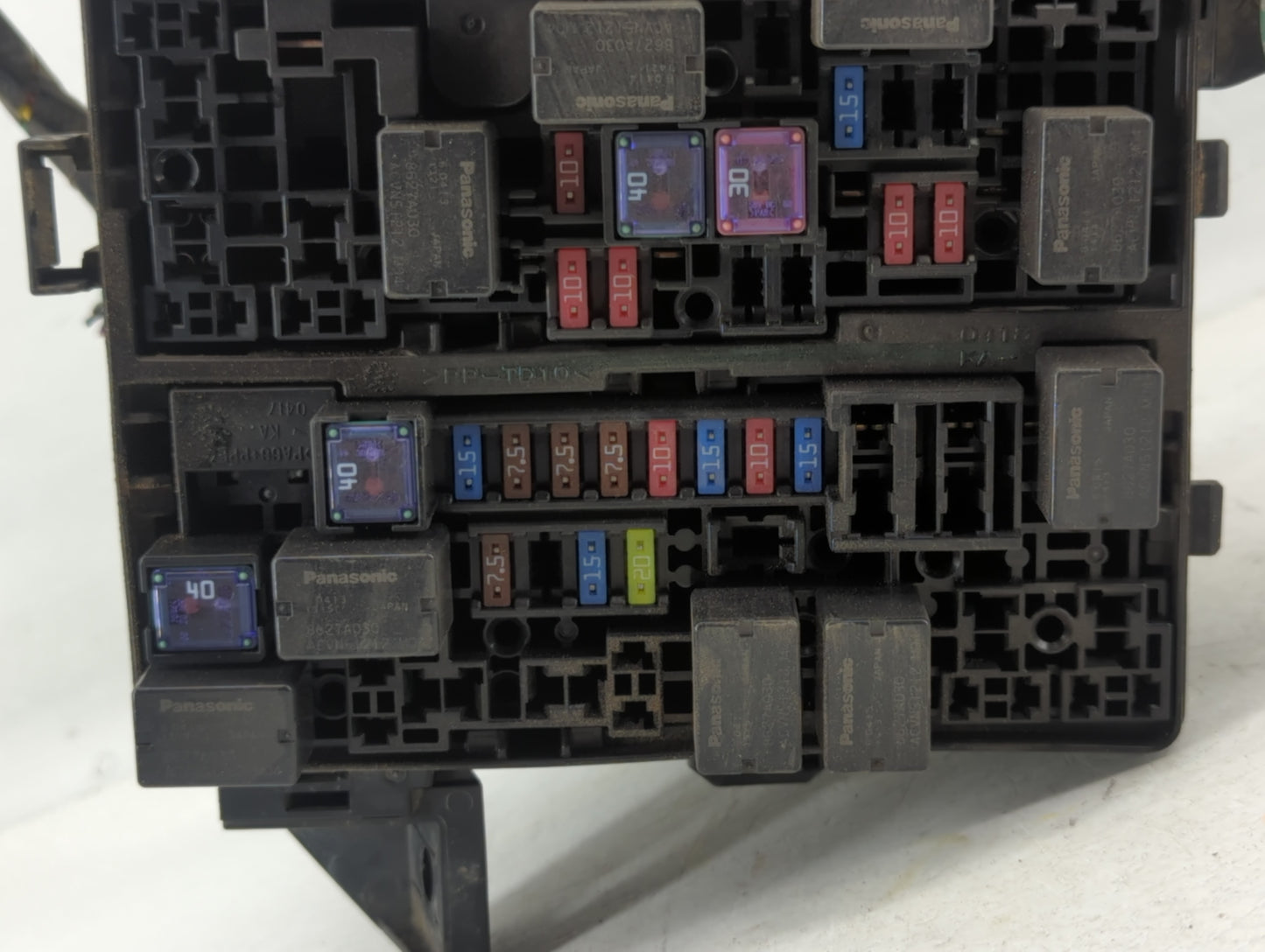 2014 Mitsubishi Mirage Fusebox Fuse Box Panel Relay Module P/N:3547 PP-TD10 Fits OEM Used Auto Parts - Oemusedautoparts1.com