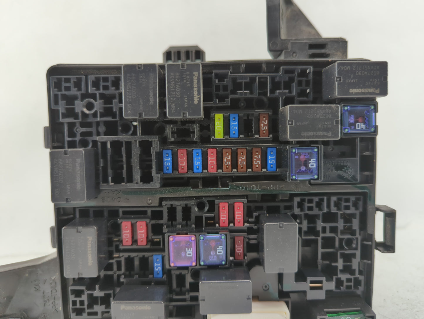 2014 Mitsubishi Mirage Fusebox Fuse Box Panel Relay Module P/N:7577 PP-TD10 Fits OEM Used Auto Parts - Oemusedautoparts1.com
