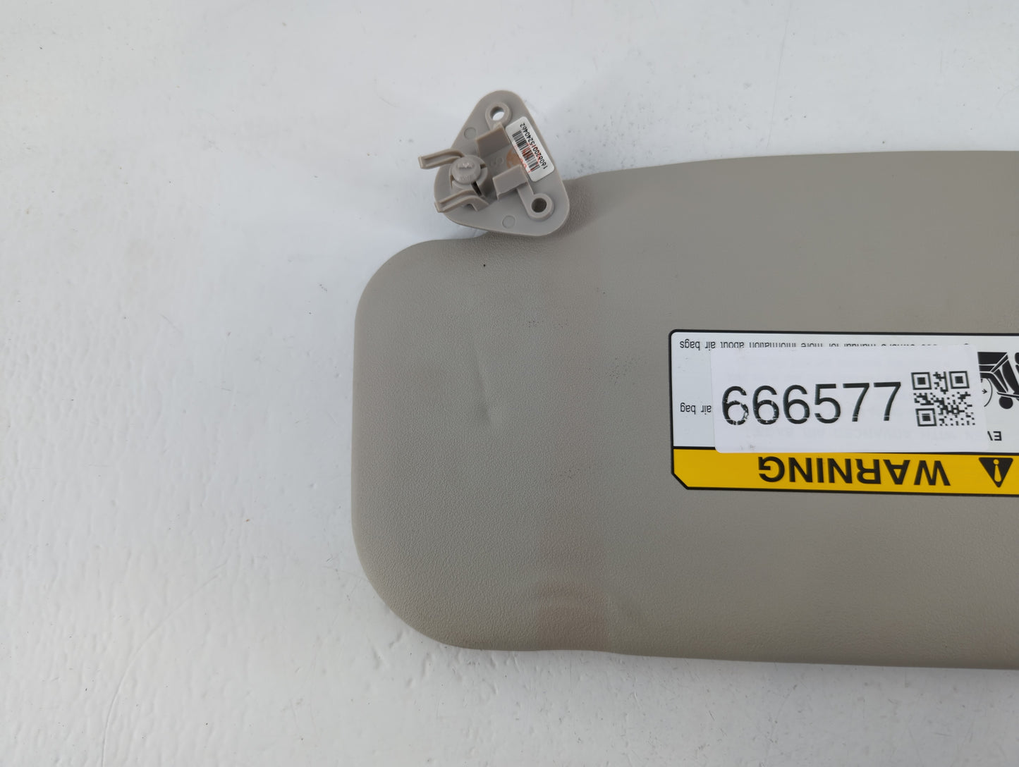 2014 Mitsubishi Mirage Sun Visor Shade Replacement Passenger Right Mirror Fits OEM Used Auto Parts - Oemusedautoparts1.com