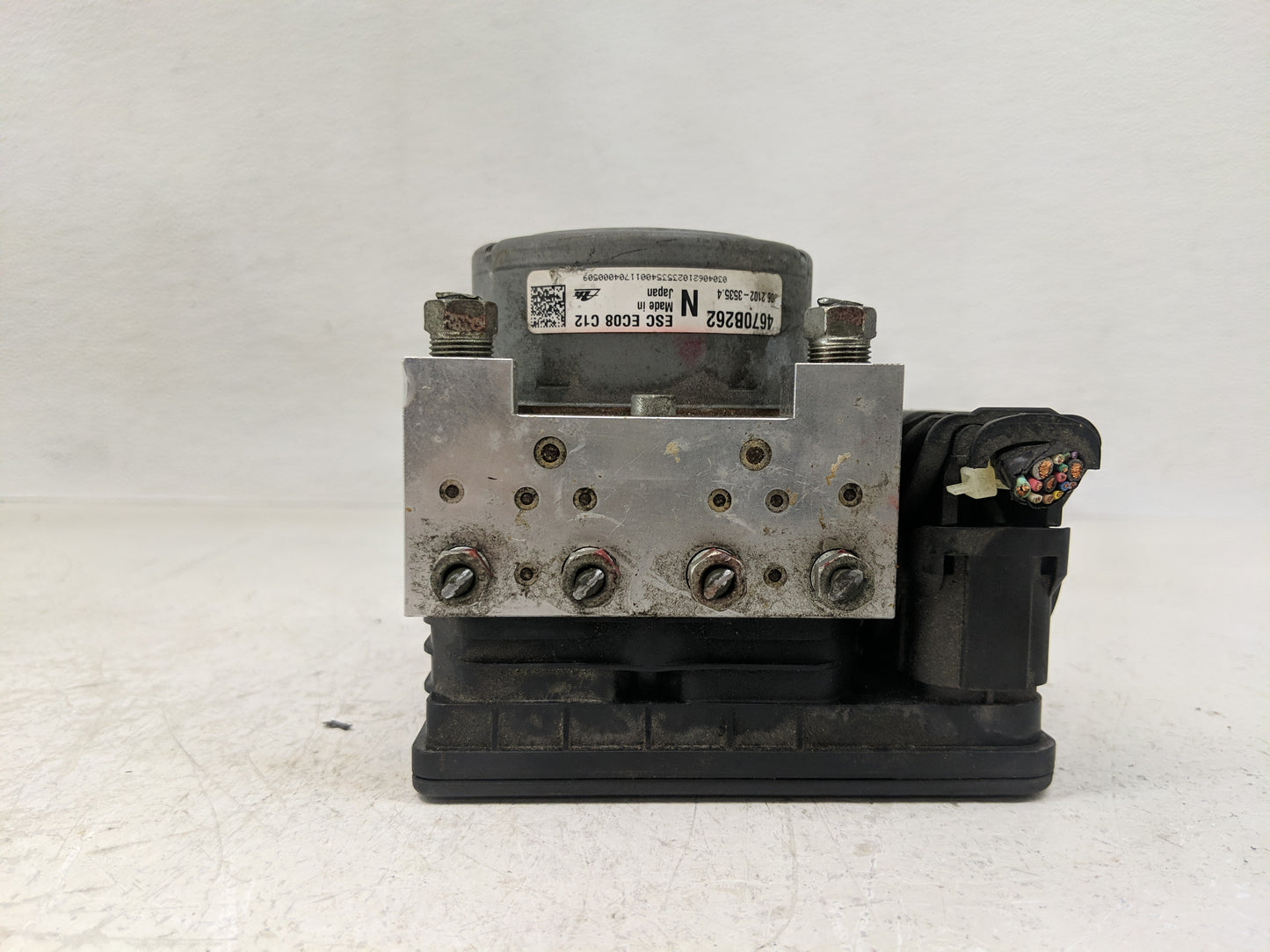2017 Mitsubishi Outlander ABS Pump Control Module Replacement P/N:4670B262 Fits OEM Used Auto Parts - Oemusedautoparts1.com