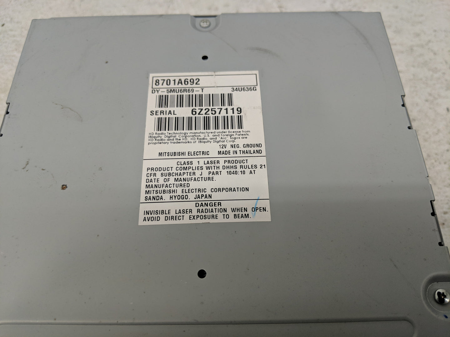 2017 Mitsubishi Outlander Radio AM FM Cd Player Receiver Replacement P/N:8701A692 Fits OEM Used Auto Parts - Oemusedautopart