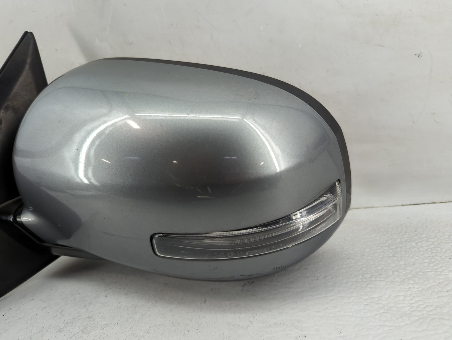 2017 Mitsubishi Outlander Driver Side View Mirror - Left Door Mirror OEM Used - Oemusedautoparts1.com