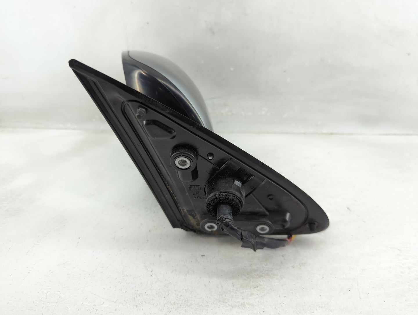 2017 Mitsubishi Outlander Driver Side View Mirror - Left Door Mirror OEM Used - Oemusedautoparts1.com