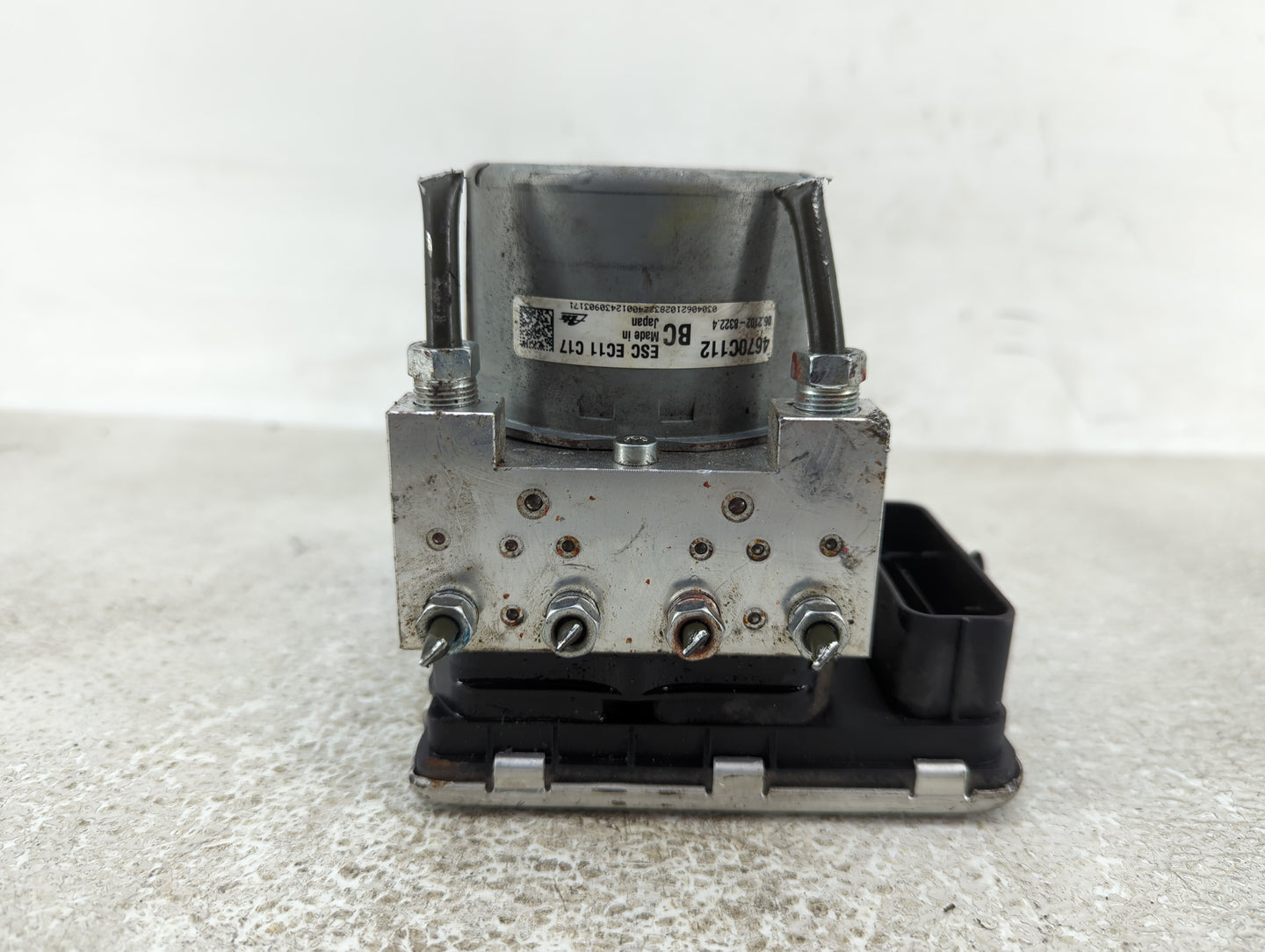 2017 Mitsubishi Outlander ABS Pump Control Module Replacement P/N:ESC EC11 C15 Fits OEM Used Auto Parts - Oemusedautoparts1.
