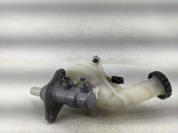 2014-2016 Mitsubishi Outlander Brake Master Cylinder - Oemusedautoparts1.com