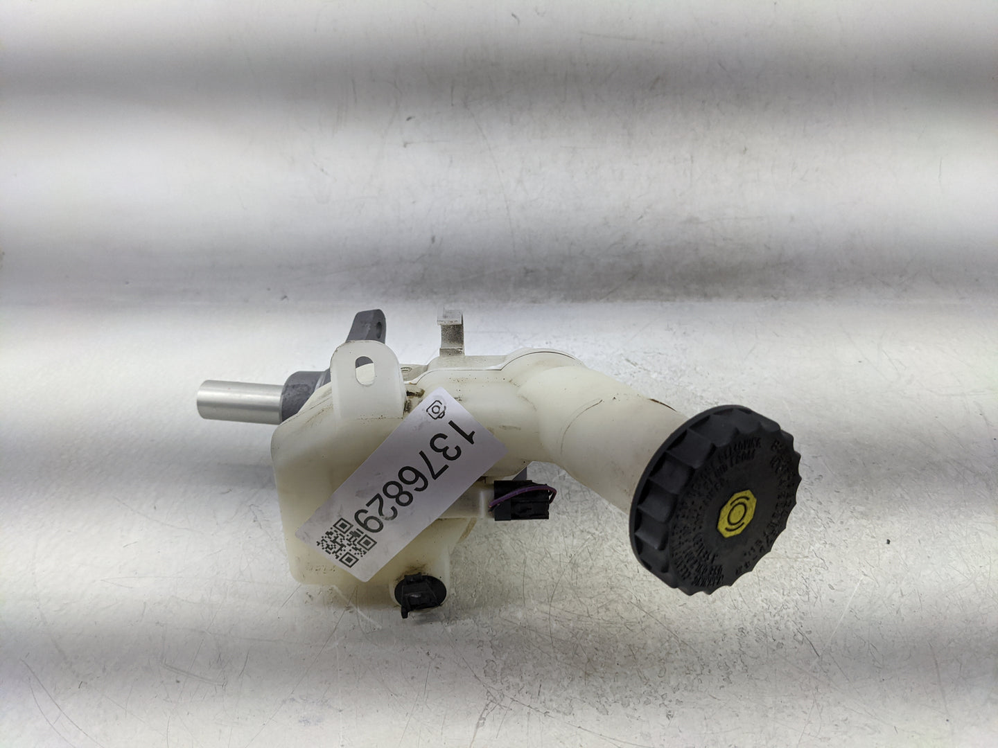 2014-2016 Mitsubishi Outlander Brake Master Cylinder - Oemusedautoparts1.com