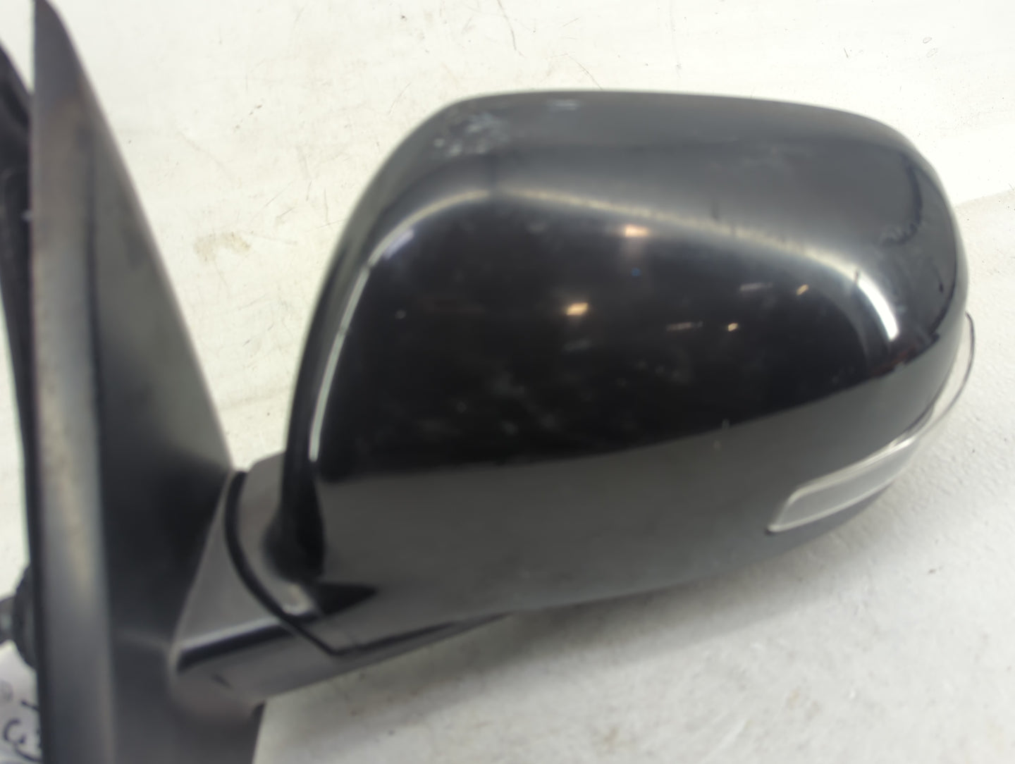 2017 Mitsubishi Outlander Driver Side View Mirror - Left Door Mirror OEM Used - Oemusedautoparts1.com