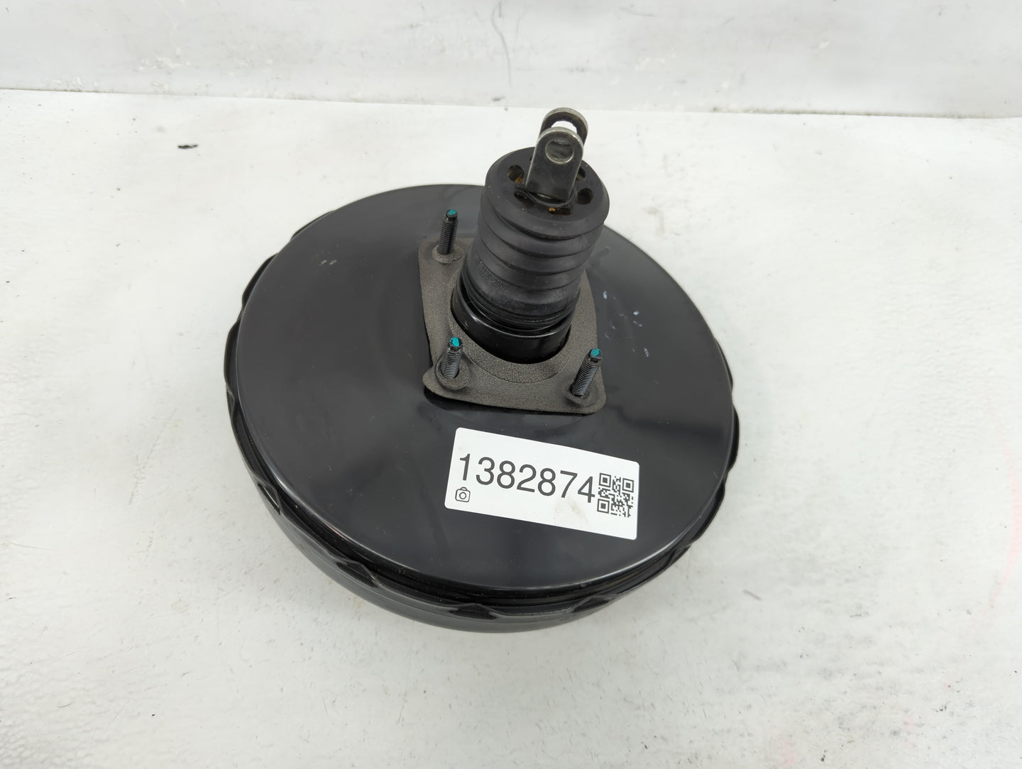 2014-2016 Mitsubishi Outlander Power Brake Booster Oem 1382874 - Oemusedautoparts1.com