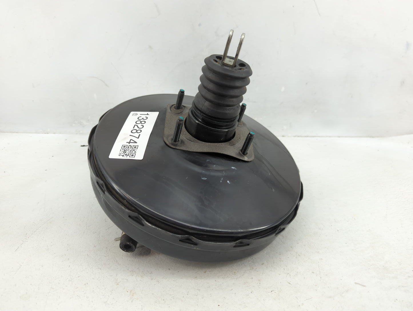 2014-2016 Mitsubishi Outlander Power Brake Booster Oem 1382874 - Oemusedautoparts1.com