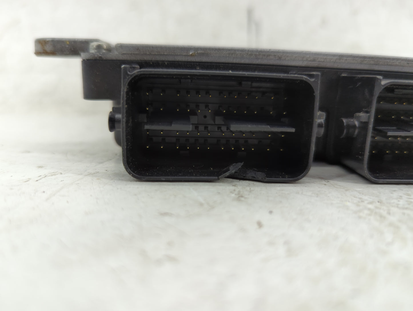 2017 Mitsubishi Outlander PCM Engine Control Computer ECU ECM PCU OEM P/N:1860C990 Fits OEM Used Auto Parts - Oemusedautopar